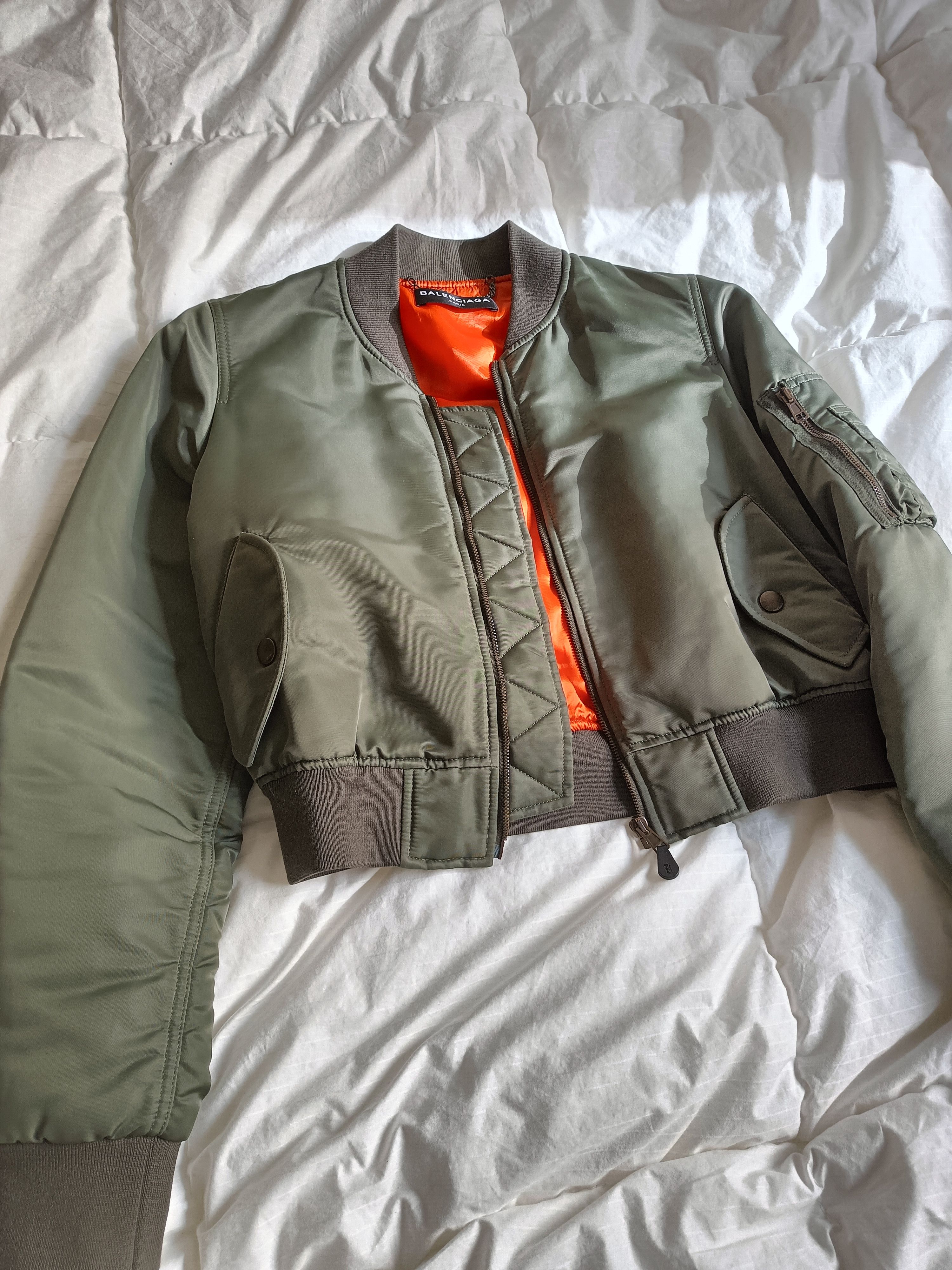 Balenciaga Balenciaga SS17 Cropped Bomber Size US M / EU 48-50 / 2 - 3 Thumbnail