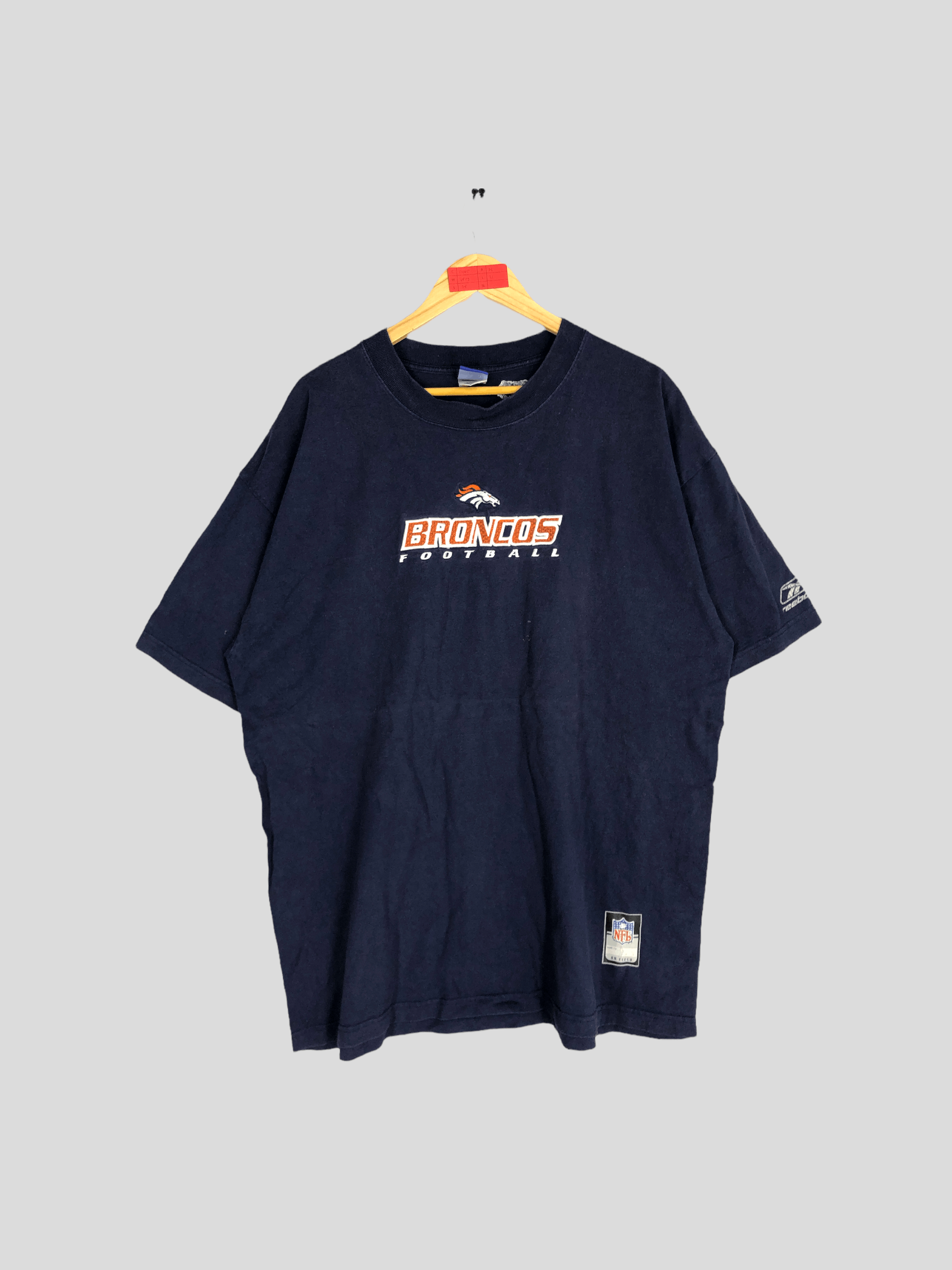 Vintage Y2K Denver Broncos NFL T Shirt XLarge