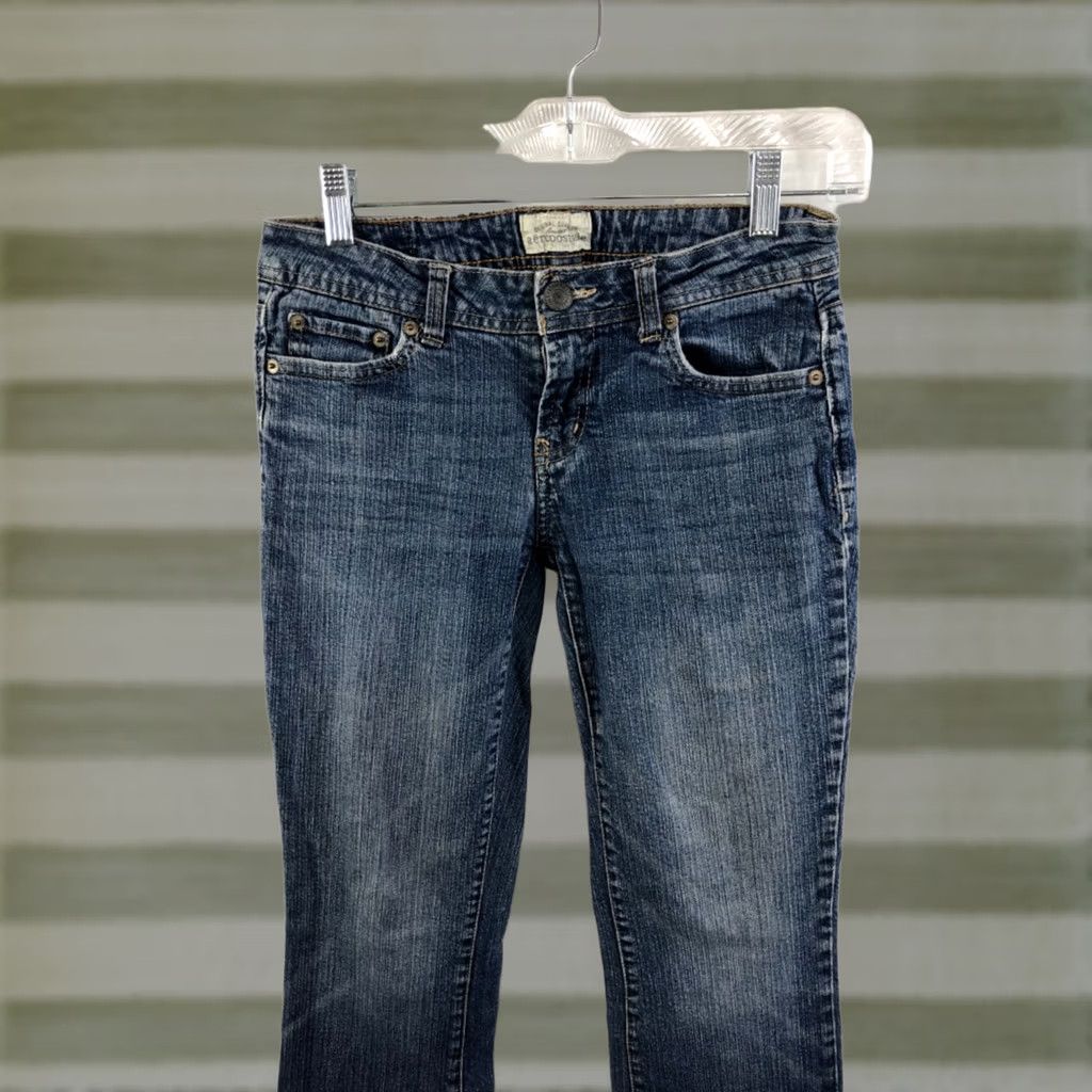 Aeropostale Vintage Low Rise Blue Jeans 3/4 Short 28" W 29"IN Denim boot Cuff 90s Y2K Boho Size 26" / US 2 / IT 38 - 1 Thumbnail