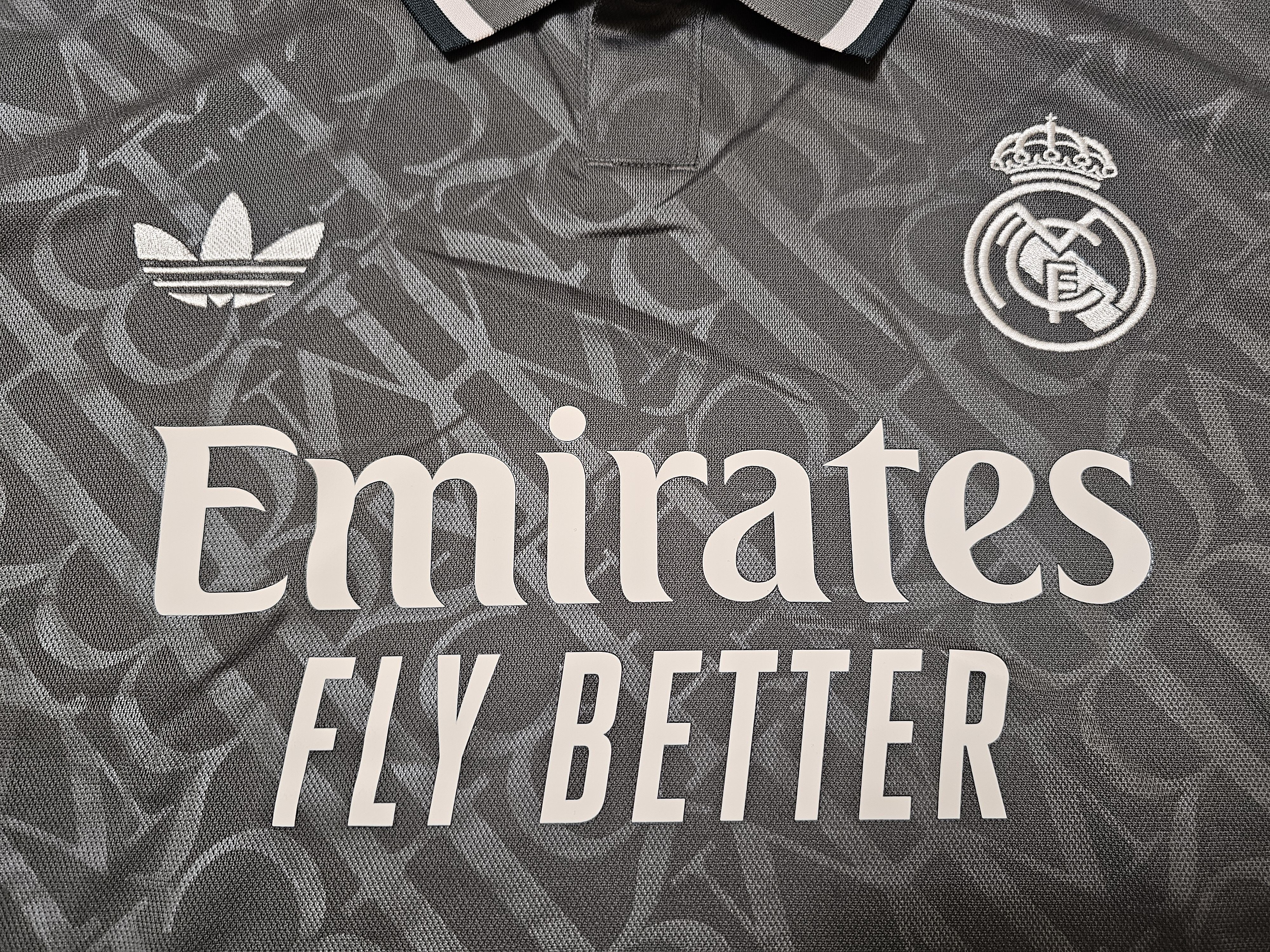 Adidas REAL MADRID 2024 2025 THIRD FOOTBALL SHIRT SOCCER JERSEY Size US XXL / EU 58 / 5 - 3 Thumbnail