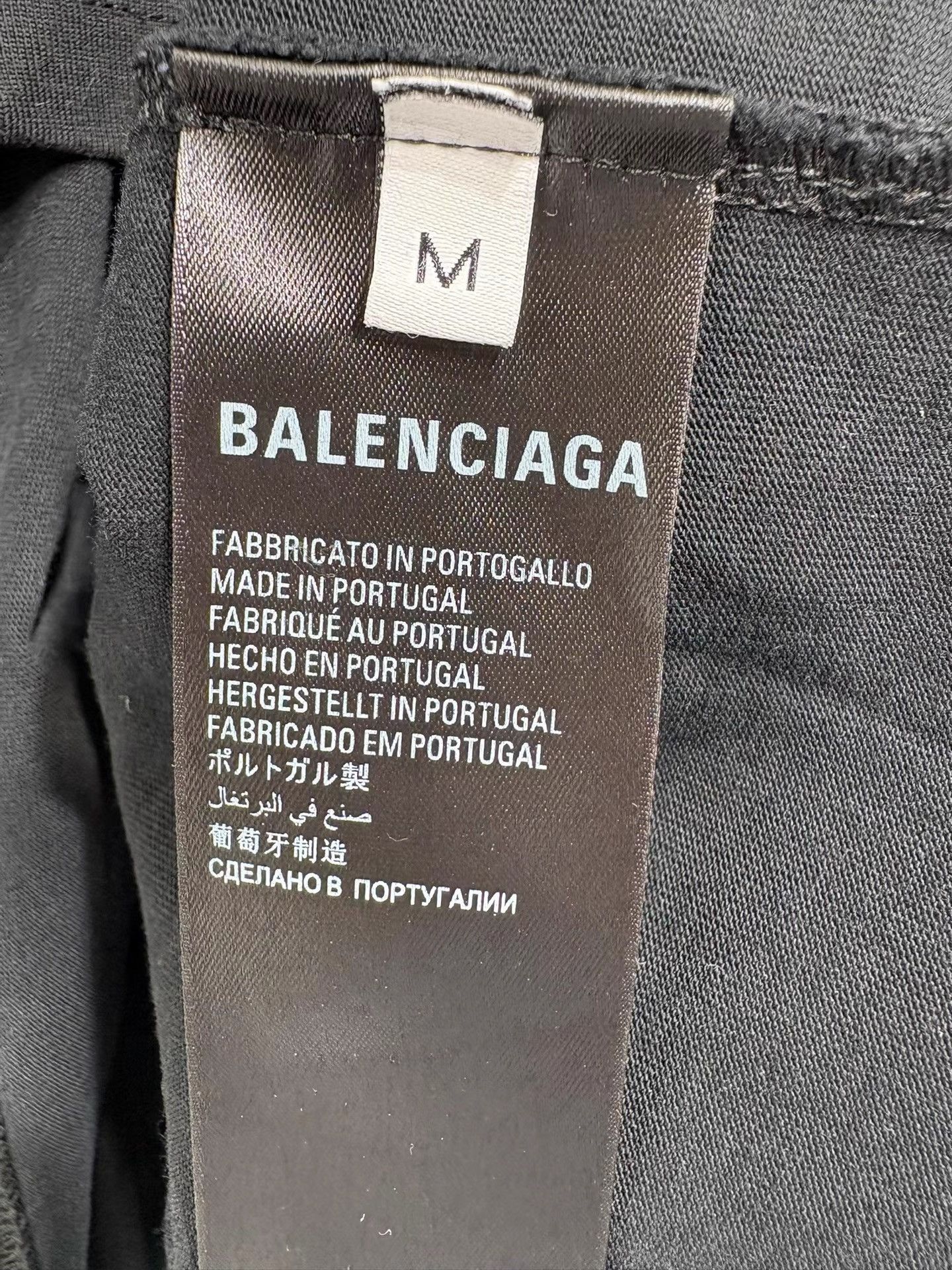 Balenciaga Balenciaga Vintage Graffiti Double B Short Sleeve K29 Size US M / EU 48-50 / 2 - 5 Thumbnail