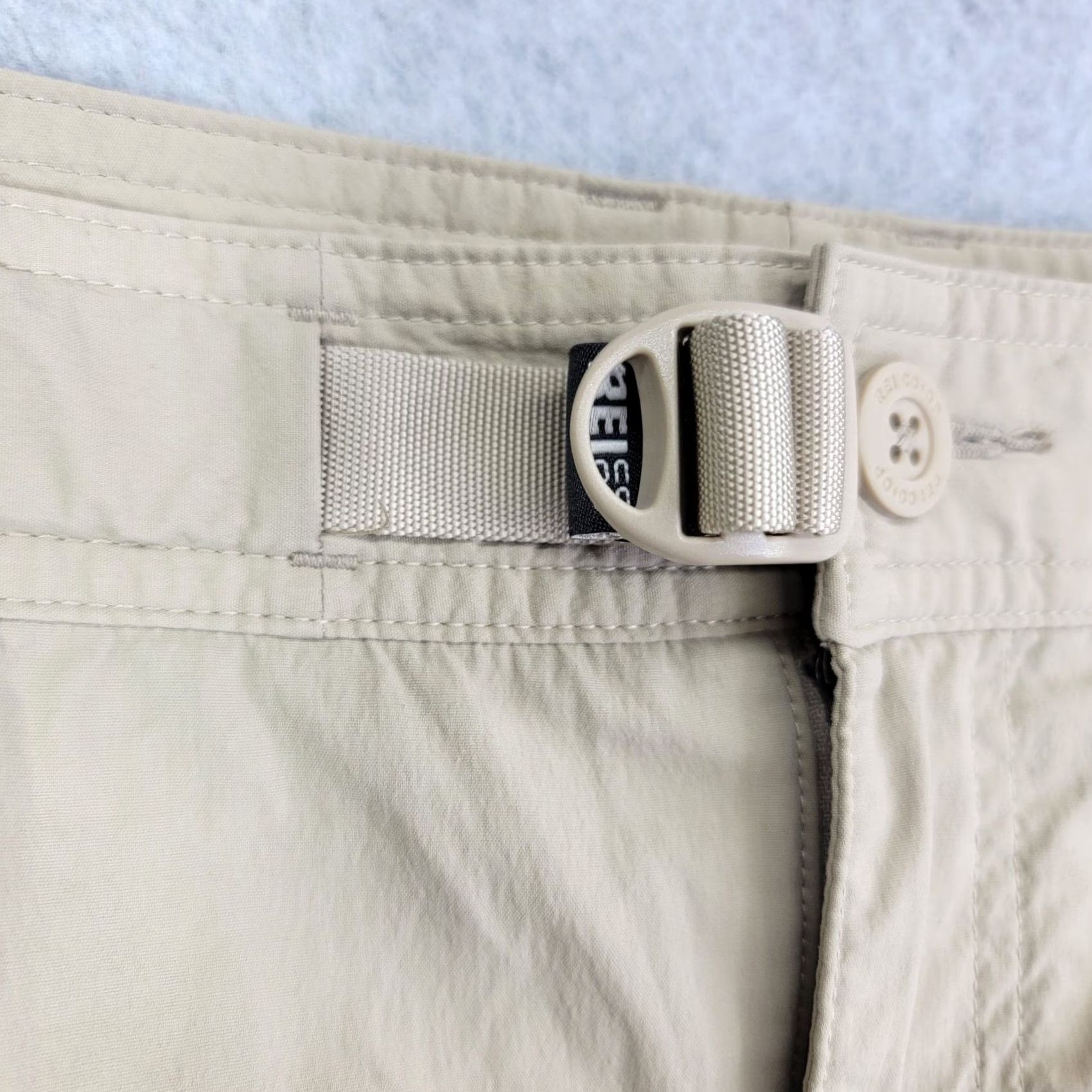 Vintage REI Co Op shorts Womens 14 Convertible Zip Off Cargo Hiking Outdoor Tan Pants Size 36" / US 14 / IT 50 - 5 Thumbnail