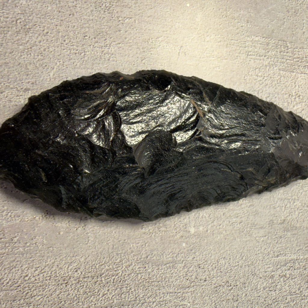No Fear arrowhead Oregon Bi Point Obsidian Size 26 - 3 Thumbnail
