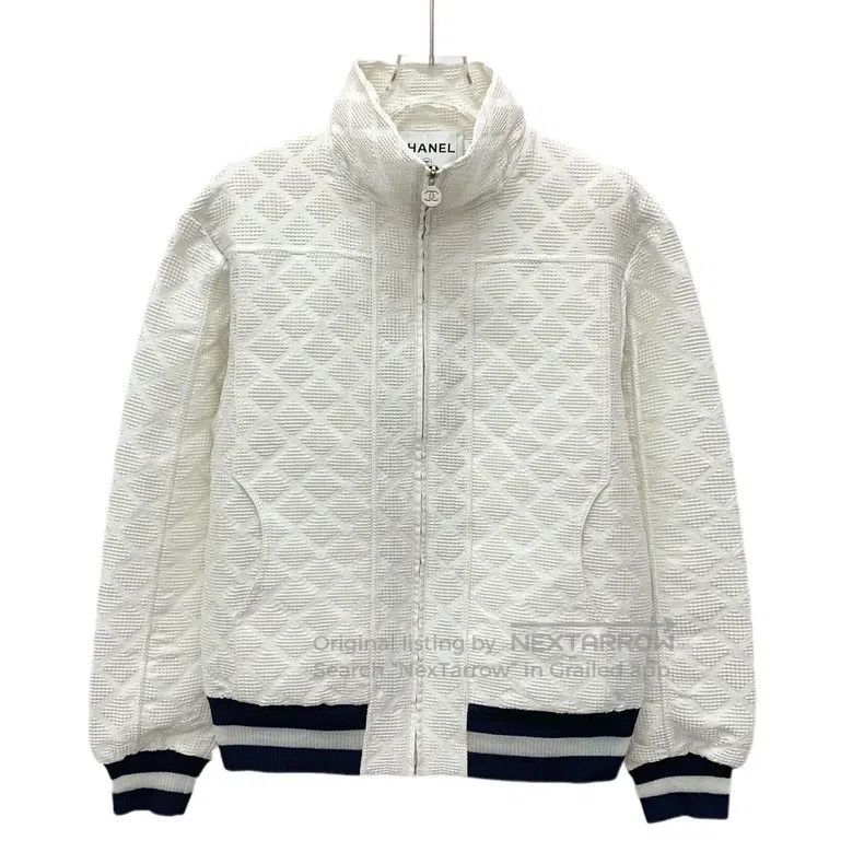 Chanel Chanel White diamond checkered stand-up collar zipper long Size XS / US 0-2 / IT 36-38 - 1 Thumbnail