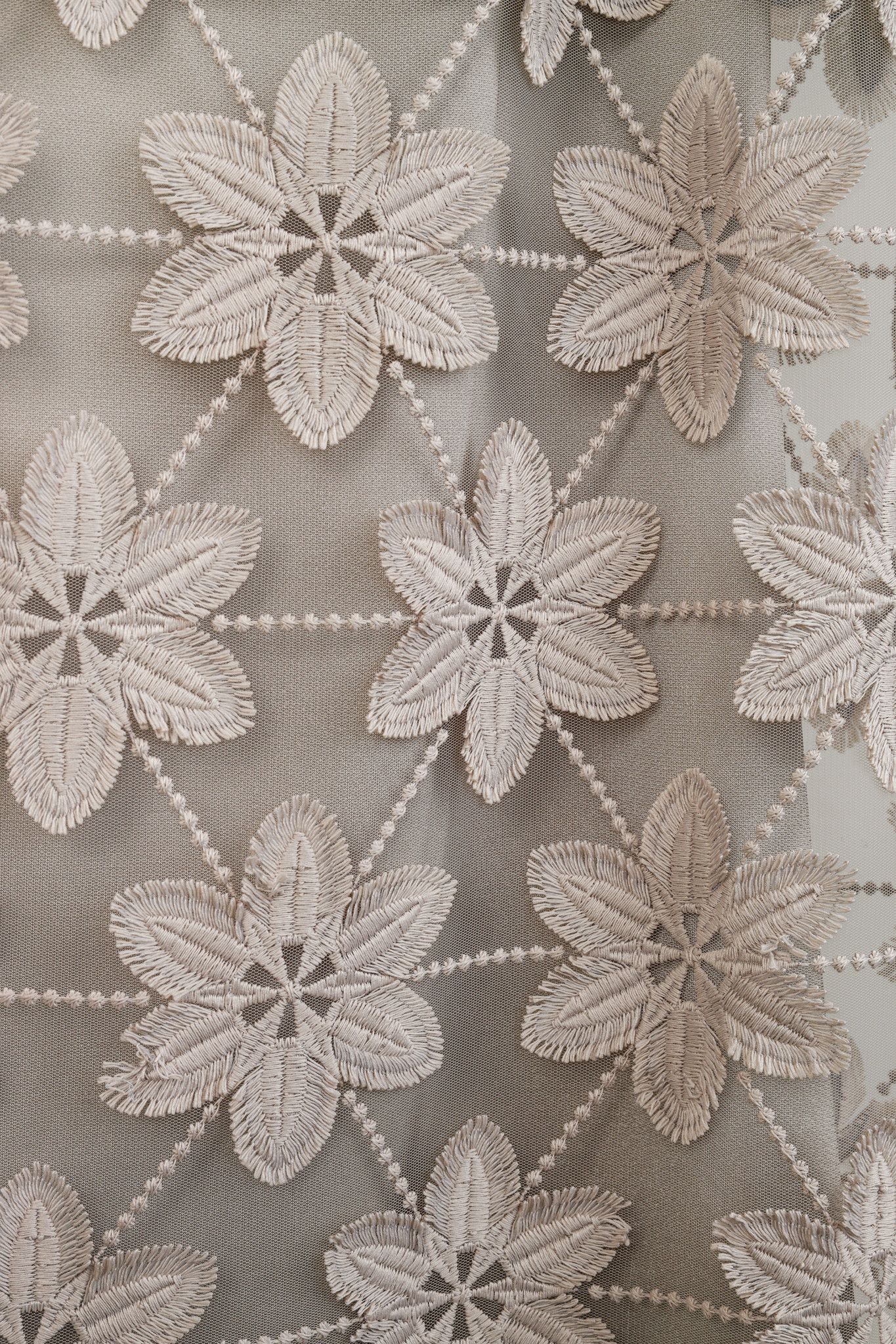 D.Exterior D. Exterior Taupe Floral Embroidered Shift Dress Size L / US 10 / IT 46 - 6 Thumbnail