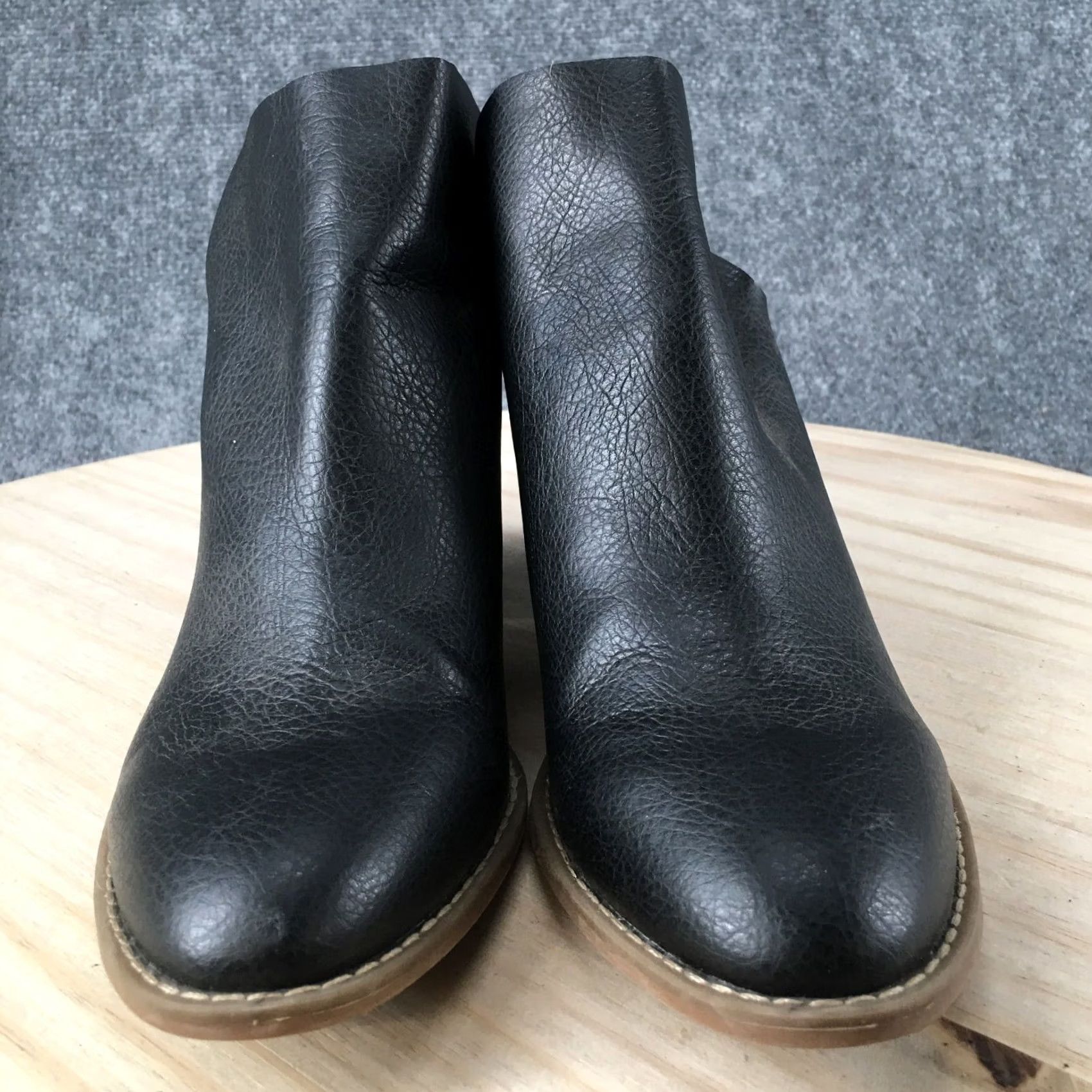 Vintage Universal Thread Boots Womens 10 Ankle Booties Black Faux Leather Block Heels Casual Footwear Shoes Size US 10 / IT 40 - 5 Thumbnail