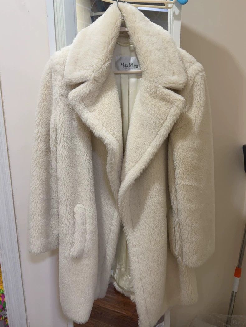 Max Mara Max Mara Teddy coat Size M / US 6-8 / IT 42-44 - 1 Thumbnail
