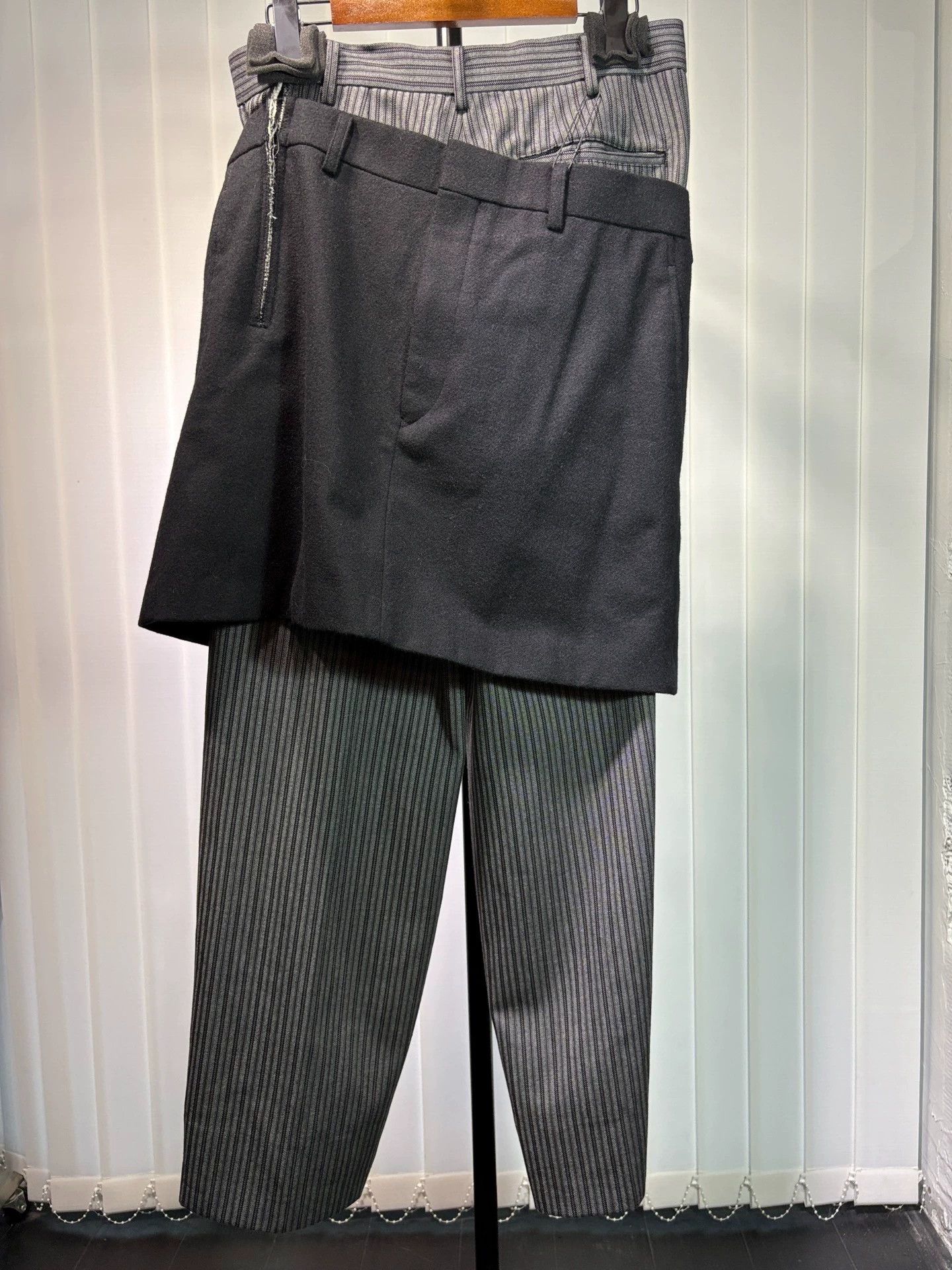 Comme des Garcons Comme des Garçons 04AW Wool Striped Trousers M Size US 32 / EU 48 - 1 Thumbnail