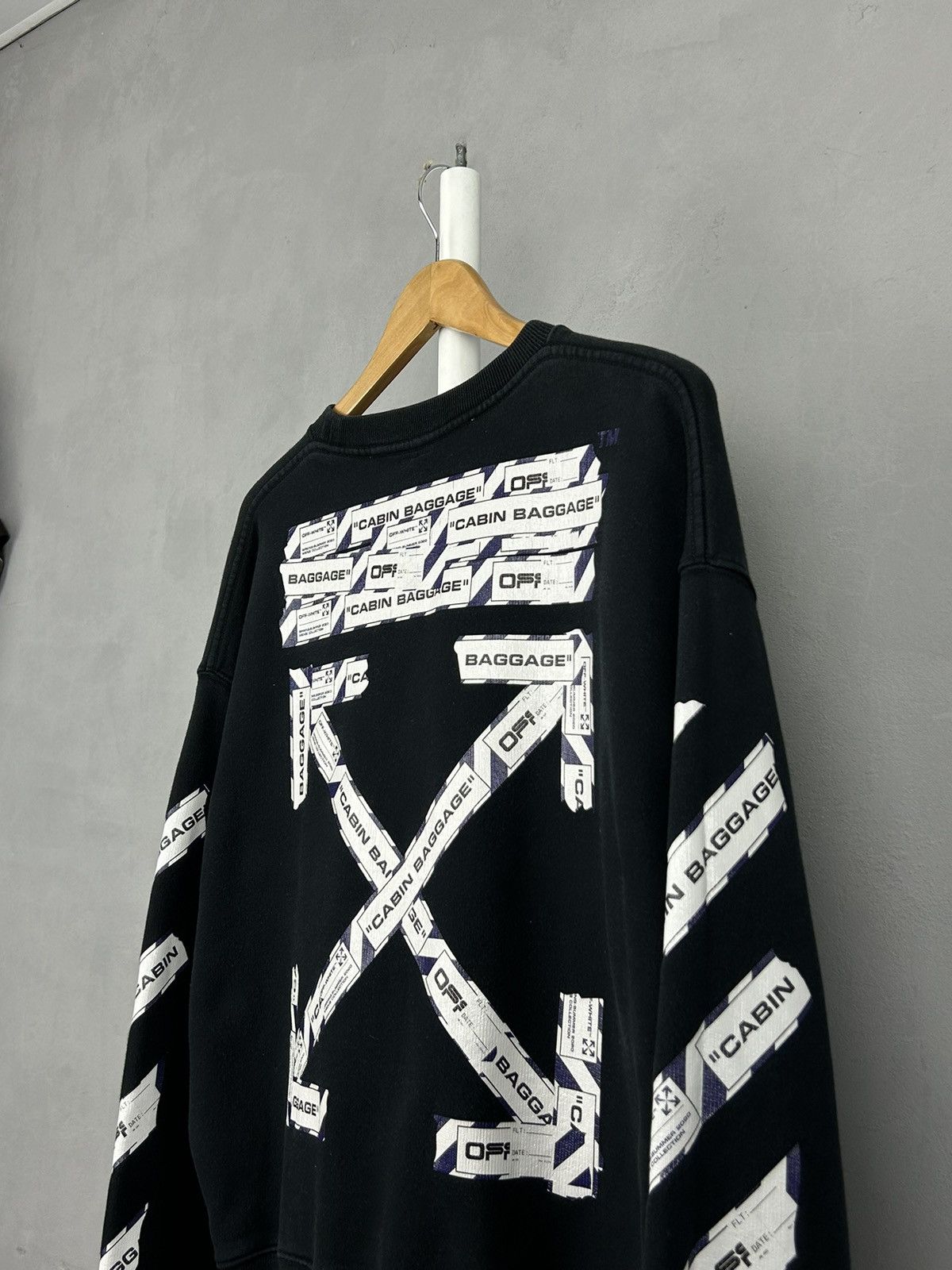 Off-White Off-White Cabin Baggage Arrows Sweatshirt Size US XS / EU 42 / 0 - 4 Thumbnail