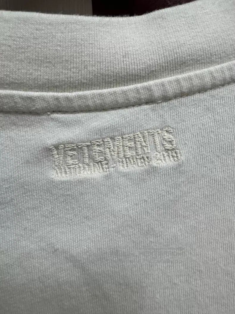 Vetements VETEMENTS Off-White Printed Short Sleeve Size US M / EU 48-50 / 2 - 6 Thumbnail