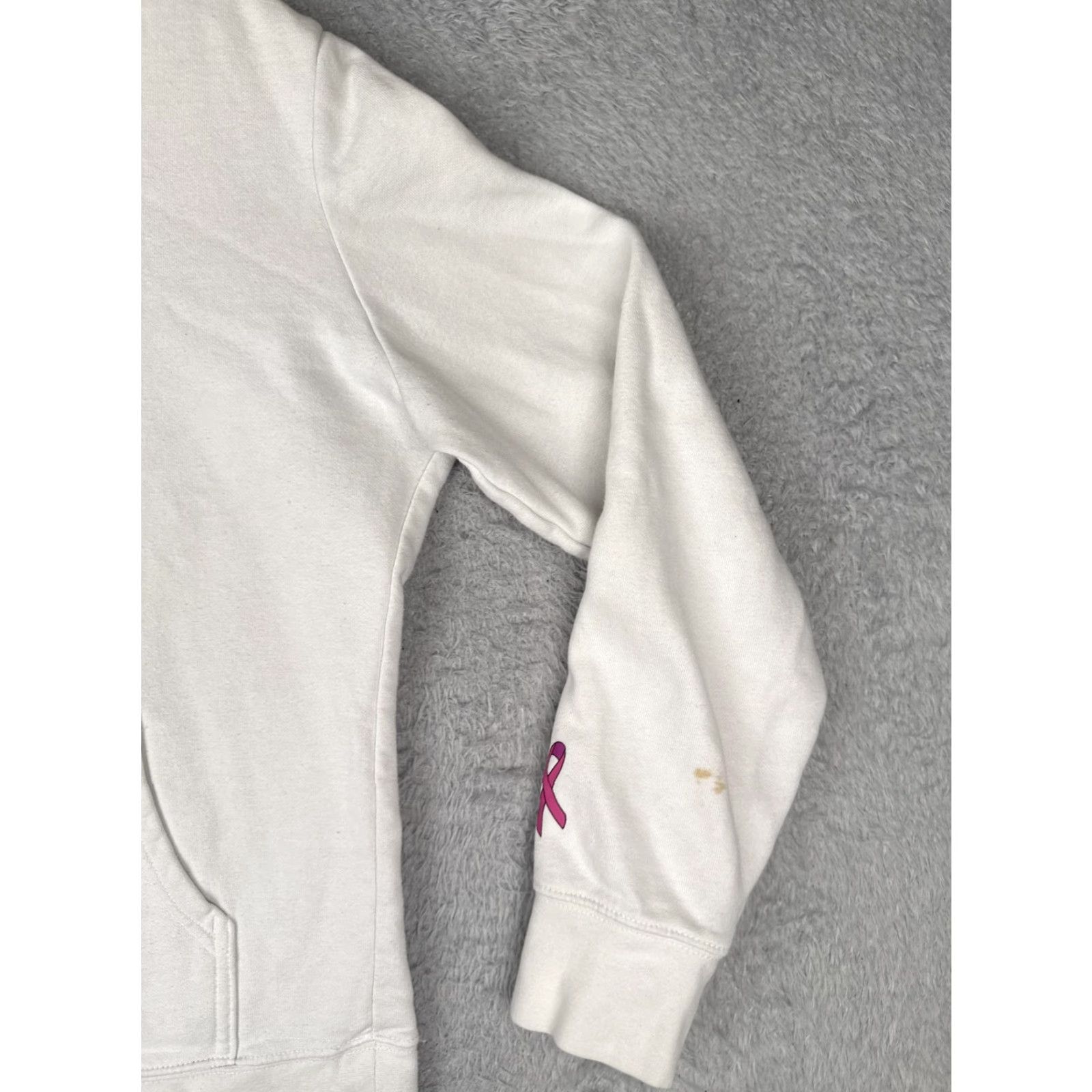 The North Face The North Face Hoodie Sweatshirt Womens M White Pink Ribbon Breast Cancer Logo Kangaroo Pocket Pullover Crew Neck Fleece Casual Size M / US 6-8 / IT 42-44 - 2 Thumbnail