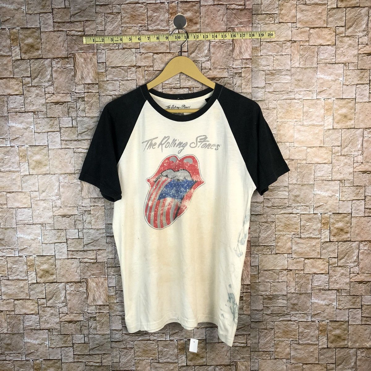 The Rolling Stones The Rolling Stones vintage band tee #A810 Size US L / EU 52-54 / 3 - 1 Thumbnail