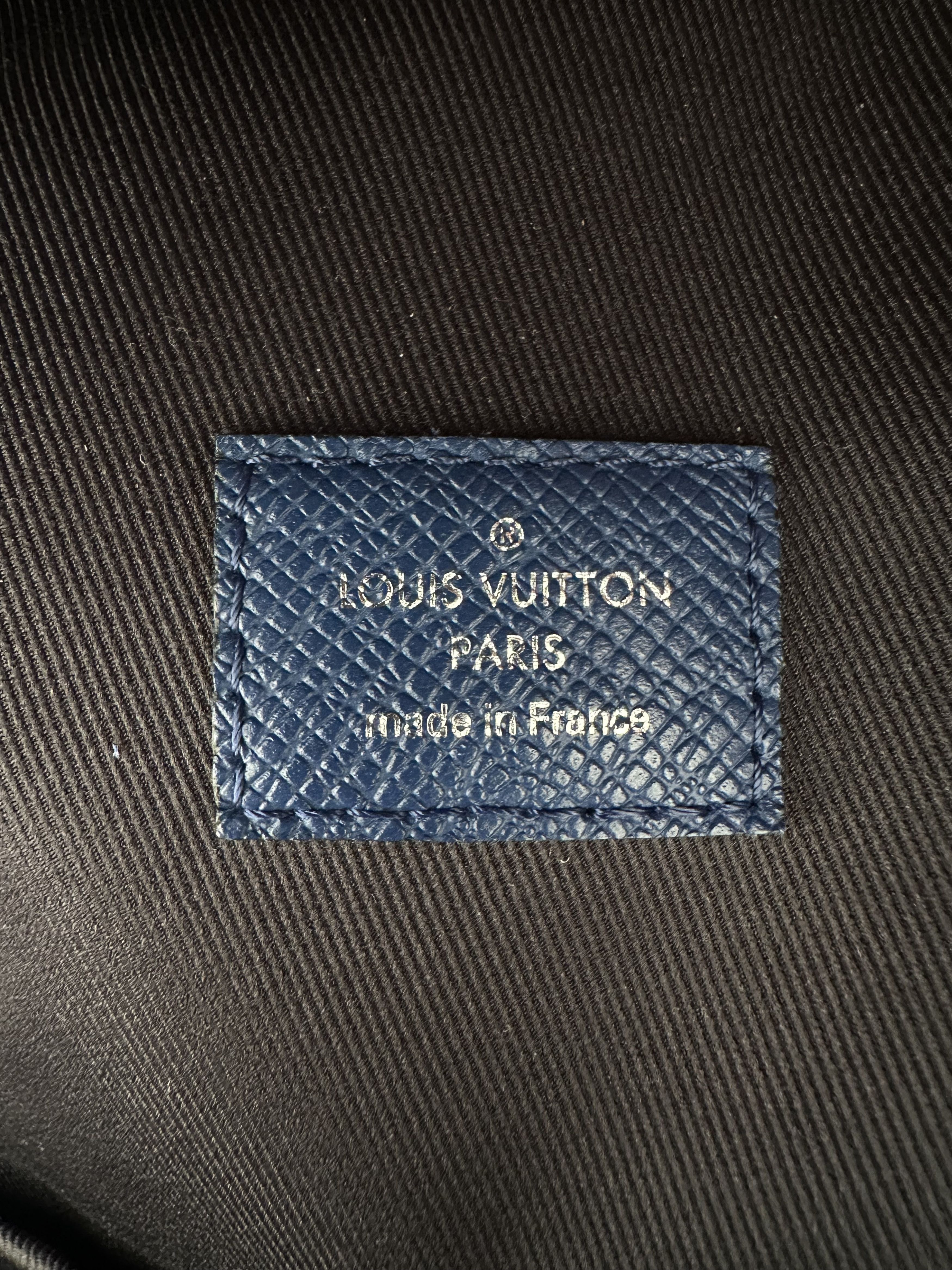 Louis Vuitton Louis Vuitton Blue Taigarama Monogram Discovery Backpack Size ONE SIZE - 6 Thumbnail