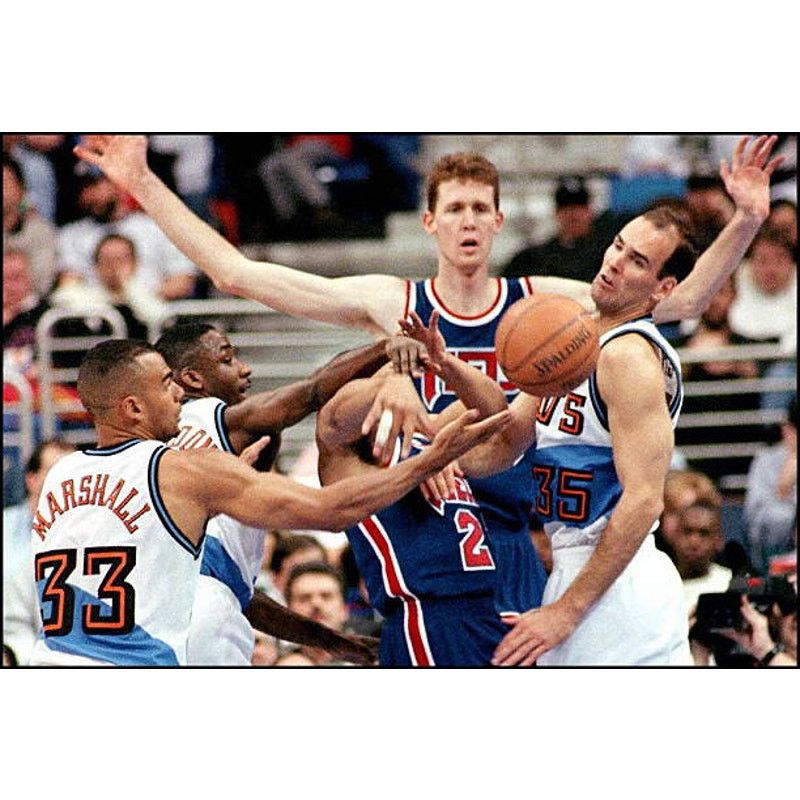 Champion × NBA SIGNED BRADLEY #45 New Jersey Nets 90s CHAMPION 44 NBA vtg Size US L / EU 52-54 / 3 - 15 Thumbnail