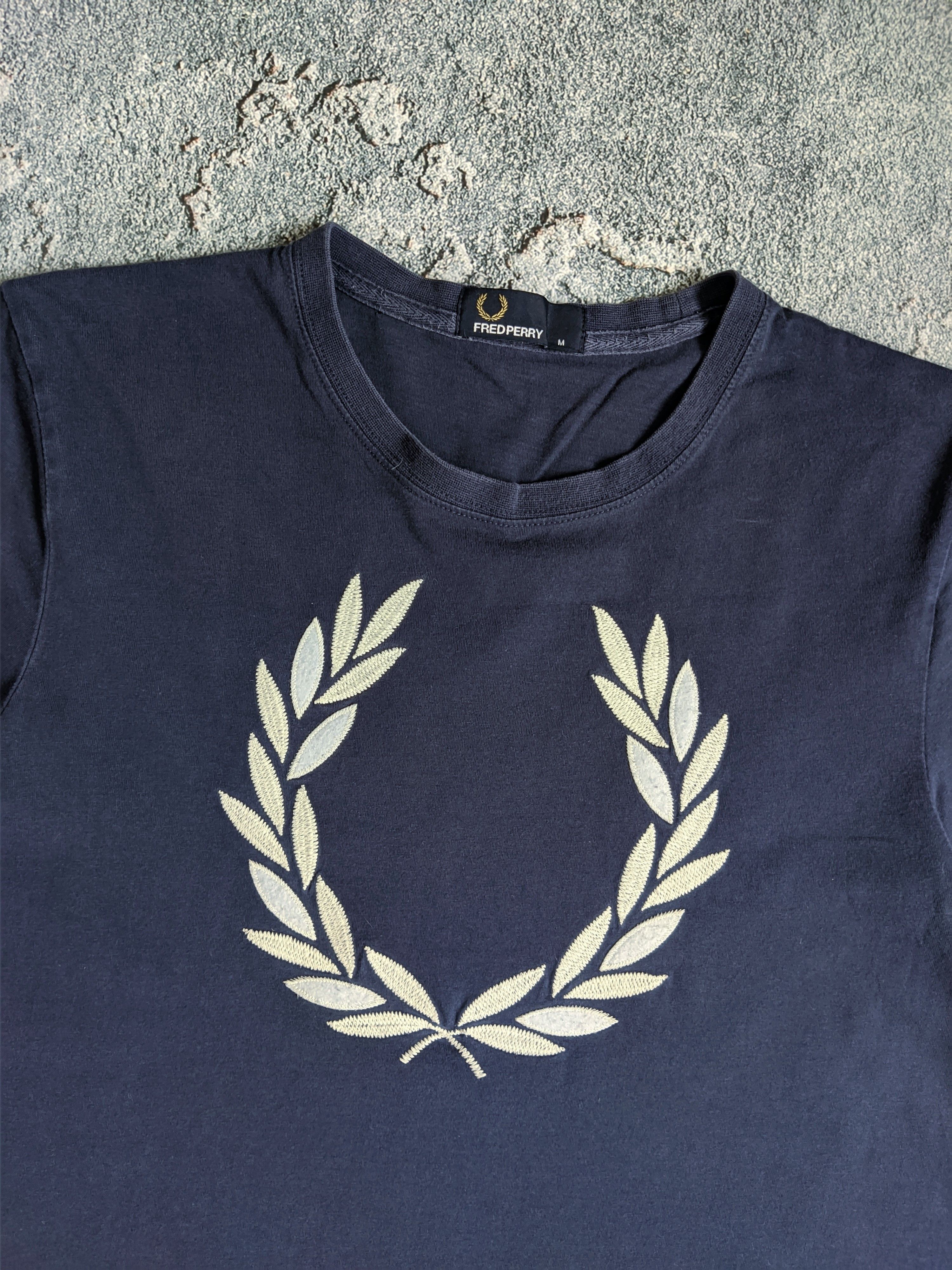 Fred Perry Vintage fred perry tshirt big logo 90s Size US M / EU 48-50 / 2 - 4 Thumbnail