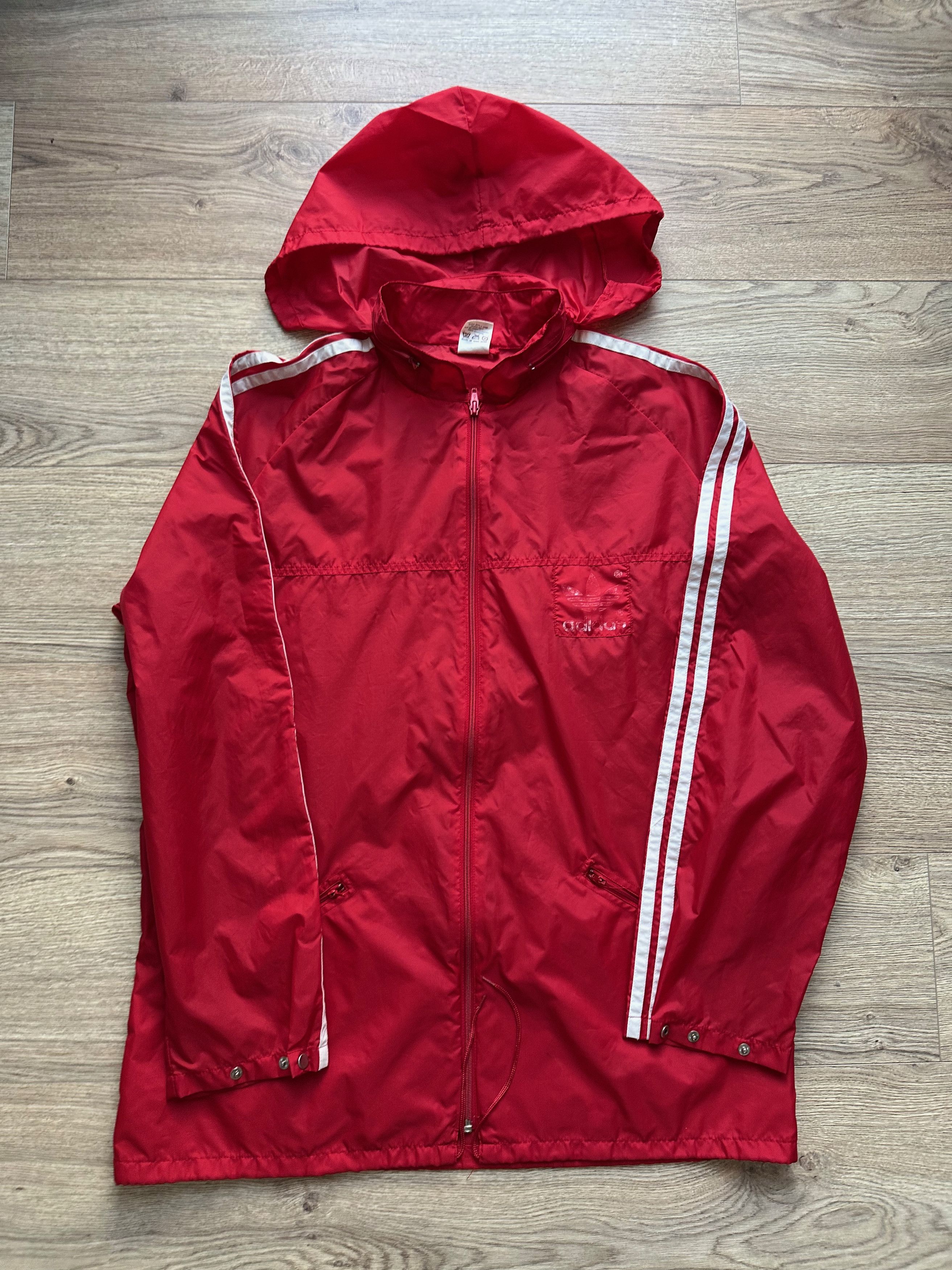 Adidas 80's Adidas rain jacket vintage red hooded Size US L / EU 52-54 / 3 - 12 Thumbnail