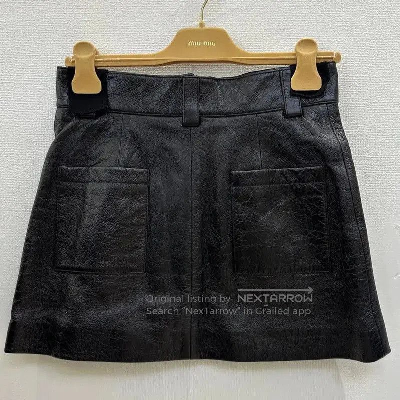 Miu Miu Miu Miu Black A-Line Leather Skirt . Size 35" - 1 Thumbnail