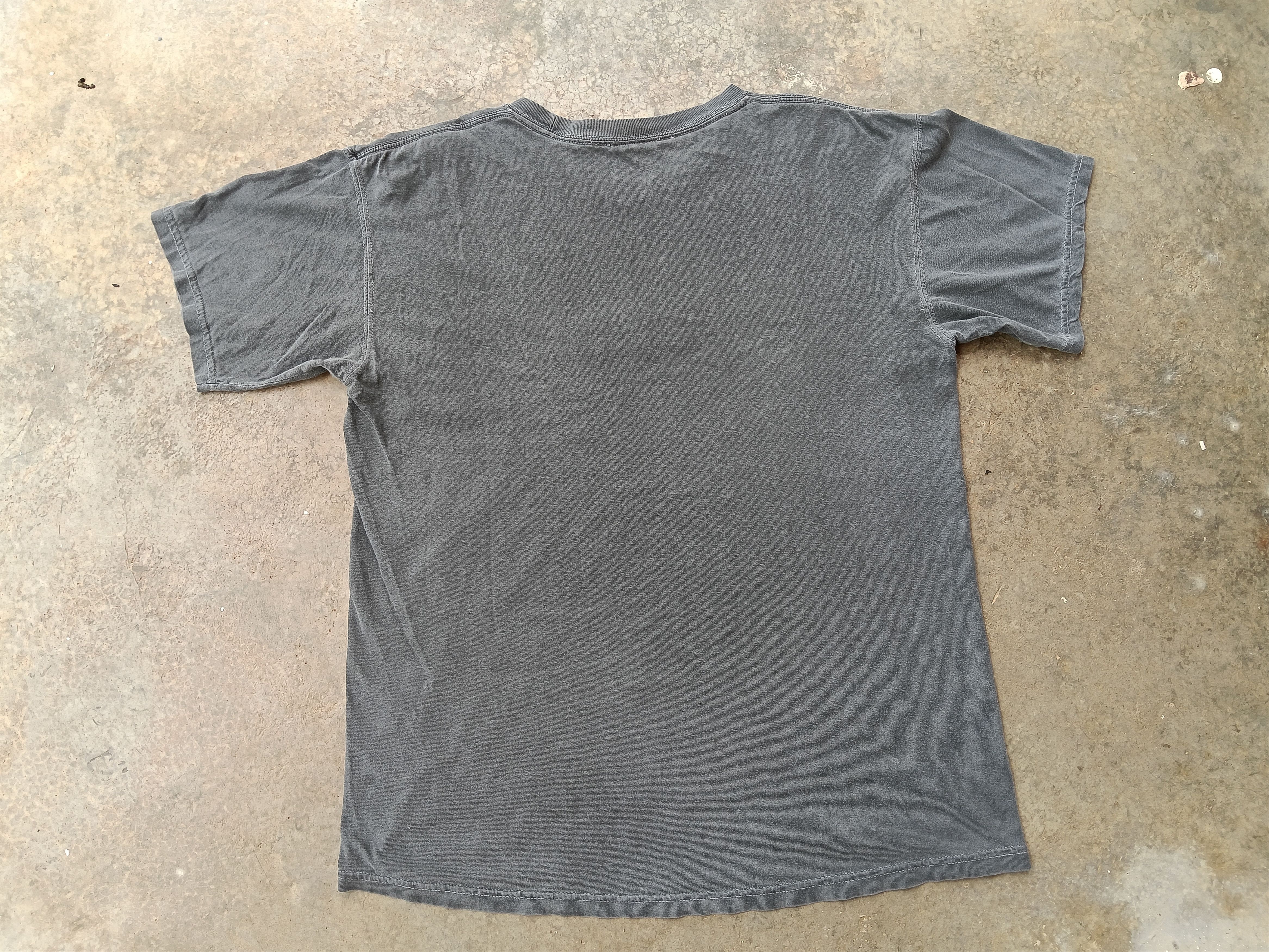 Bones Vintage bones embroidered Sun faded Size US L / EU 52-54 / 3 - 4 Thumbnail