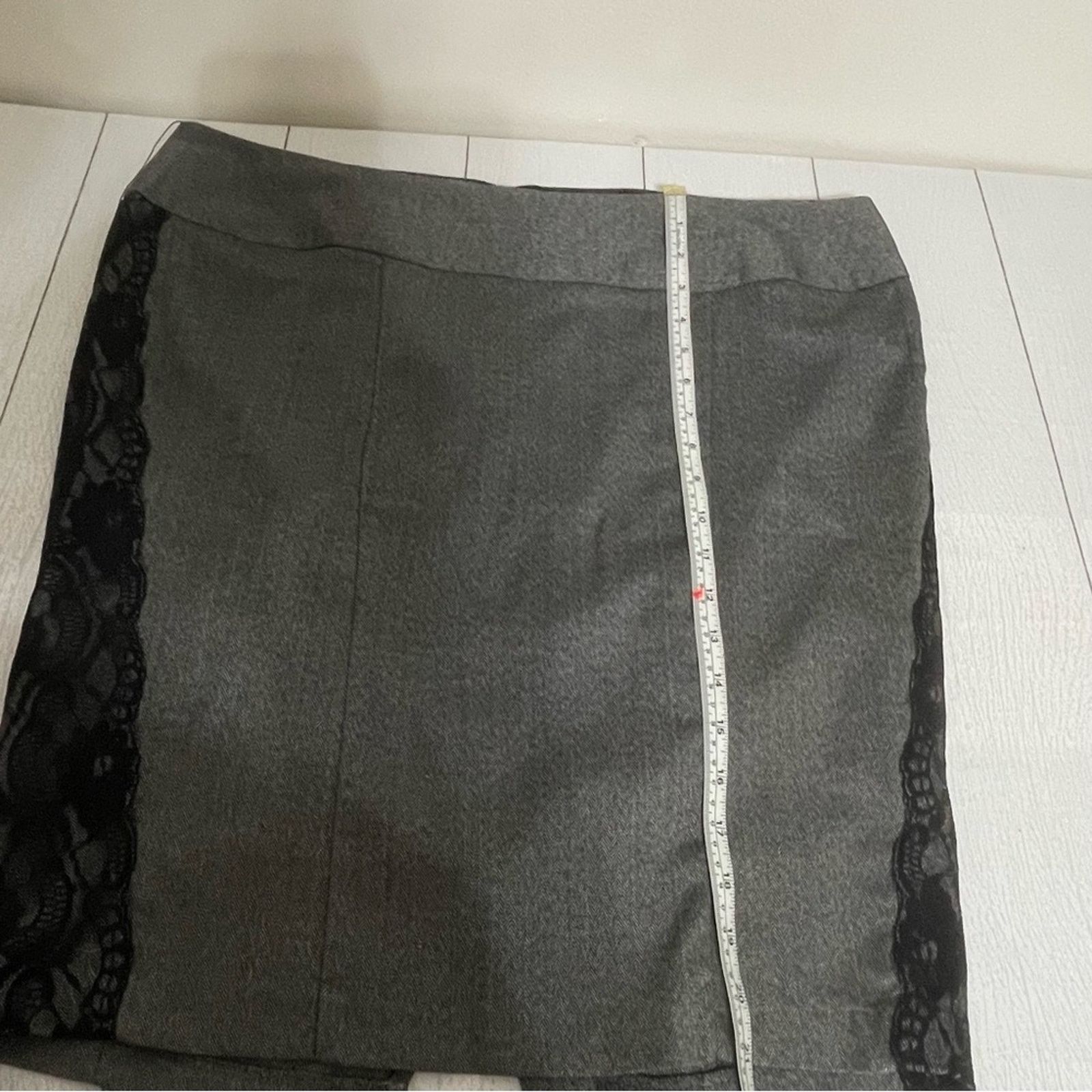 Other Z Cavaricci Gray Mini Skirt Black Lace Panels Size 14 Size 36" / US 14 / IT 50 - 4 Thumbnail