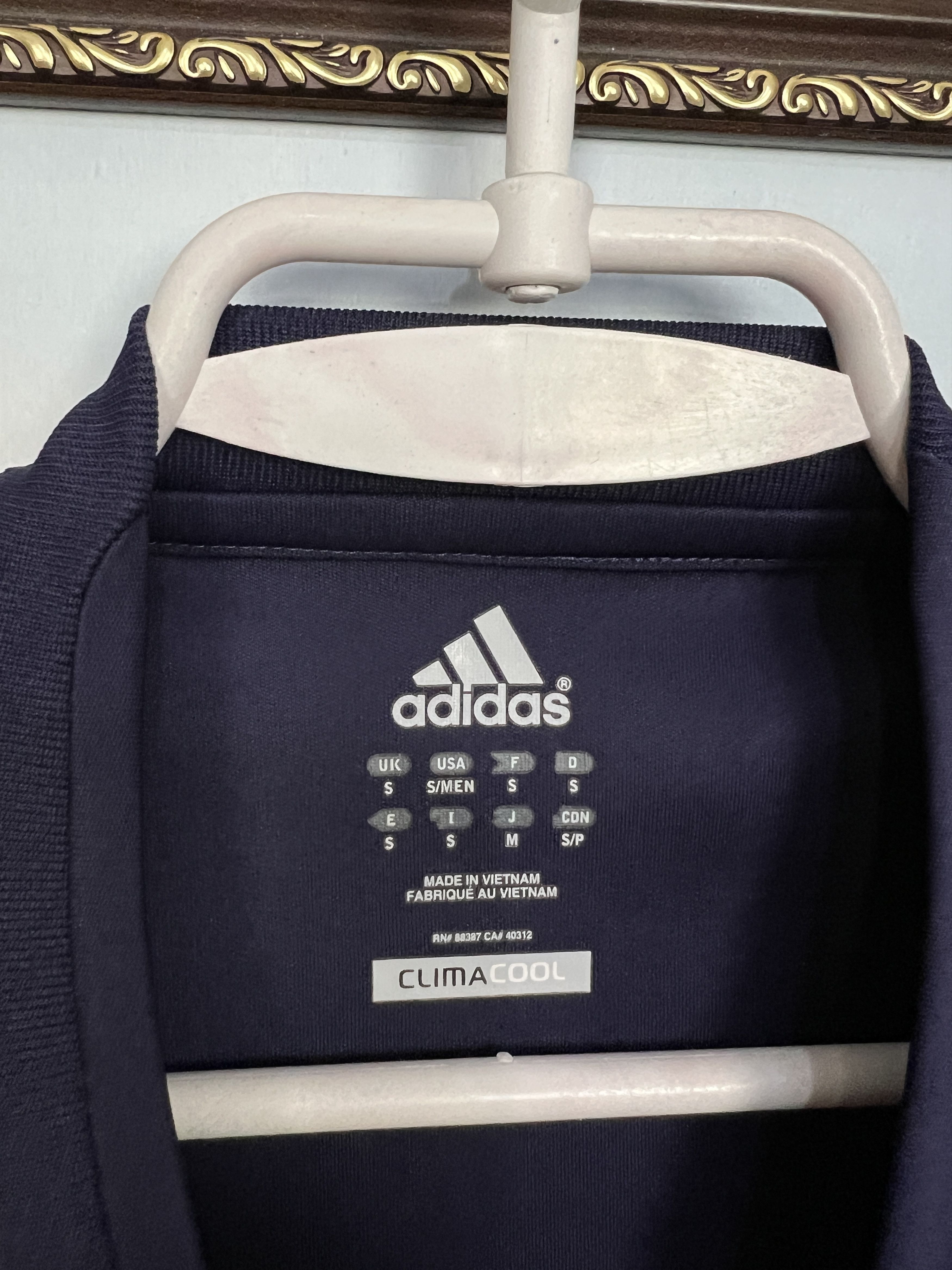 Adidas Real Madrid Away football shirt 2012 Soccer Jersey Trikot Size US S / EU 44-46 / 1 - 6 Thumbnail