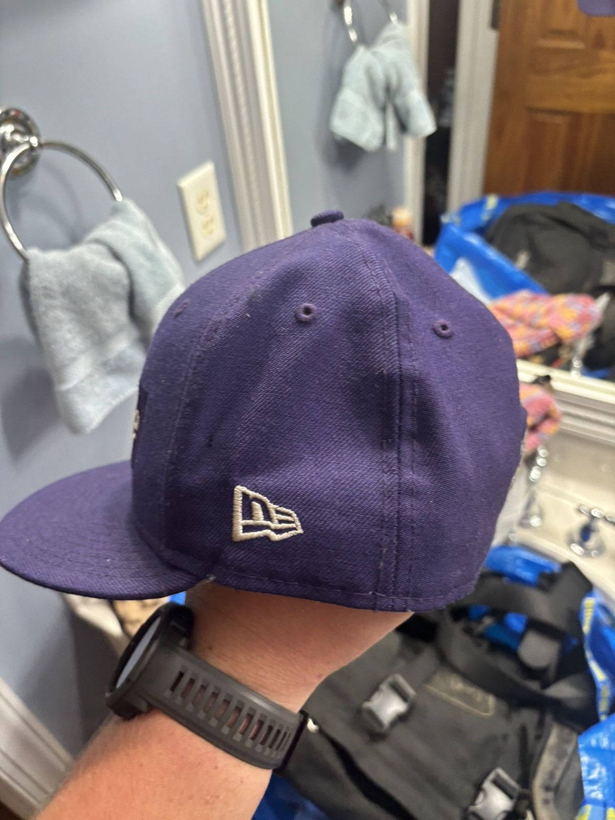 Supreme SUPREME $1M metallic box logo hat Size 44 - 4 Thumbnail
