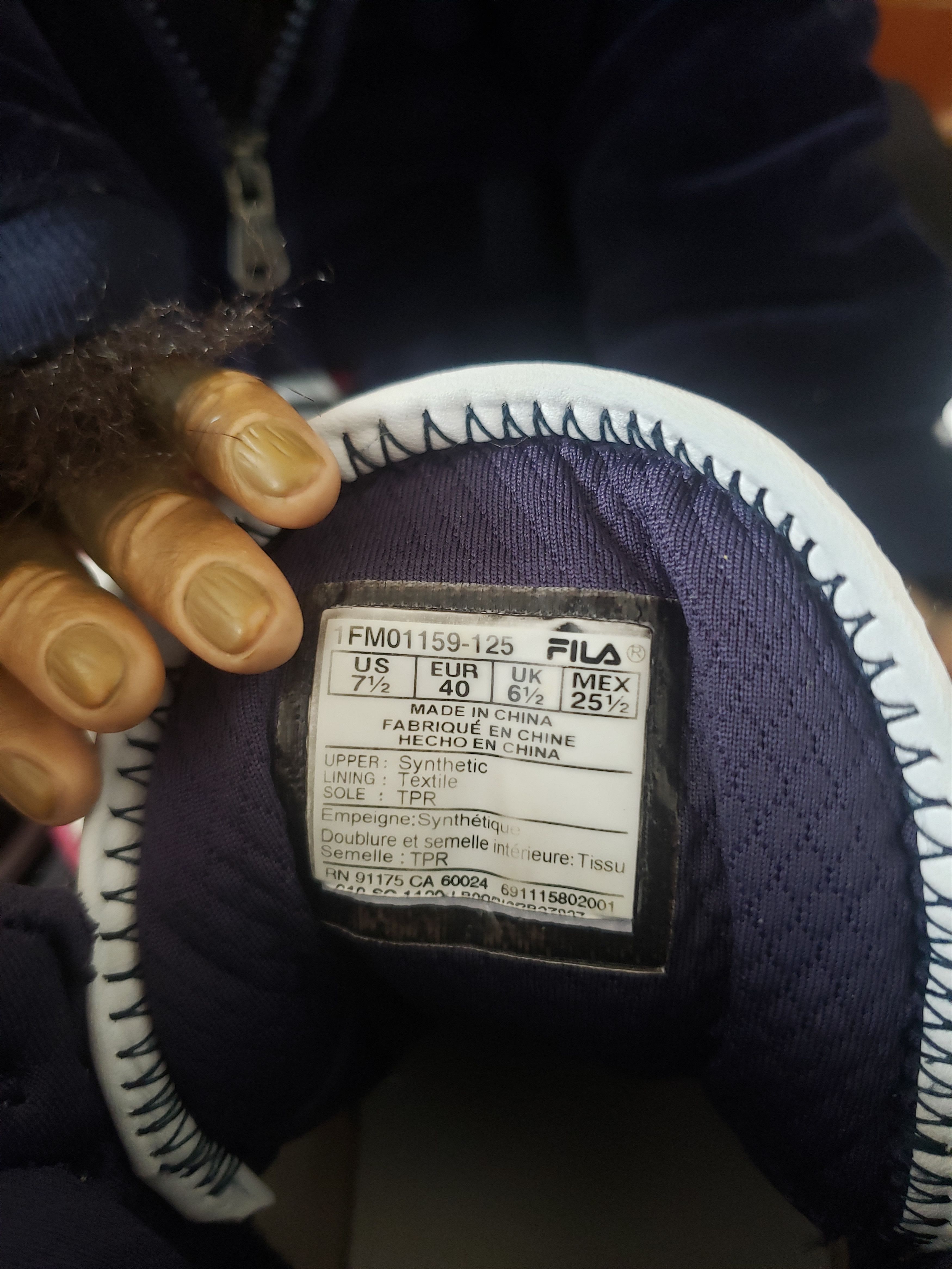 Fila Fila Size US 7.5 / EU 40-41 - 11 Thumbnail