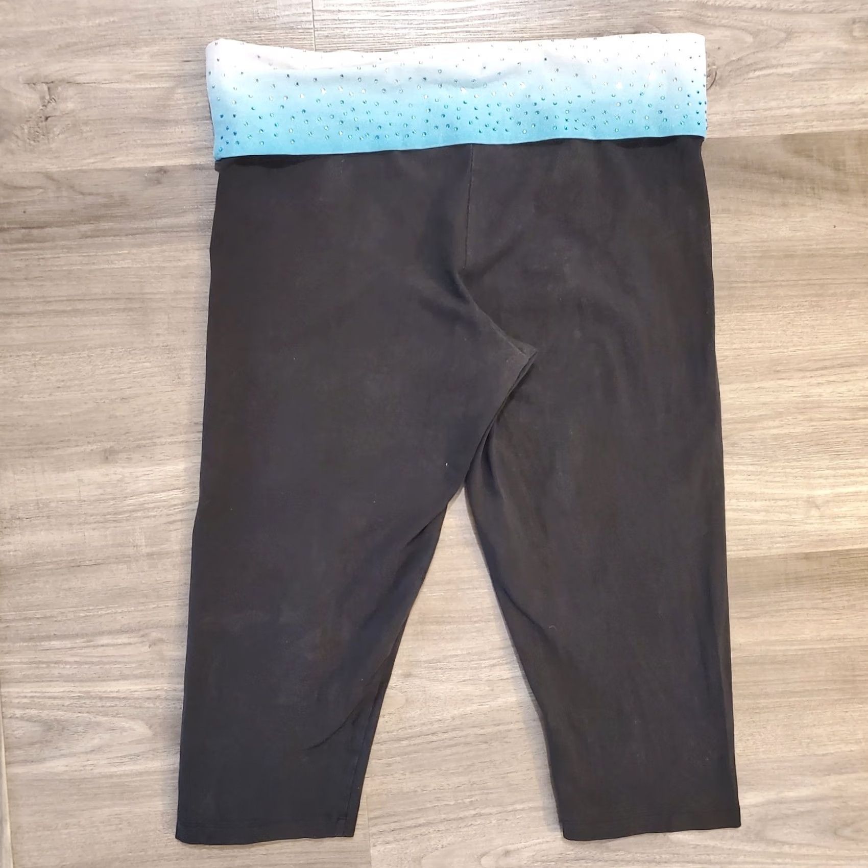 Victoria's Secret VINTAGE Victoria's Secret Pink Y2K Fold Over Yoga Capri Leggings Black Rhinestone Logo 90s Angel Womens Size 36" / US 14 / IT 50 - 2 Thumbnail