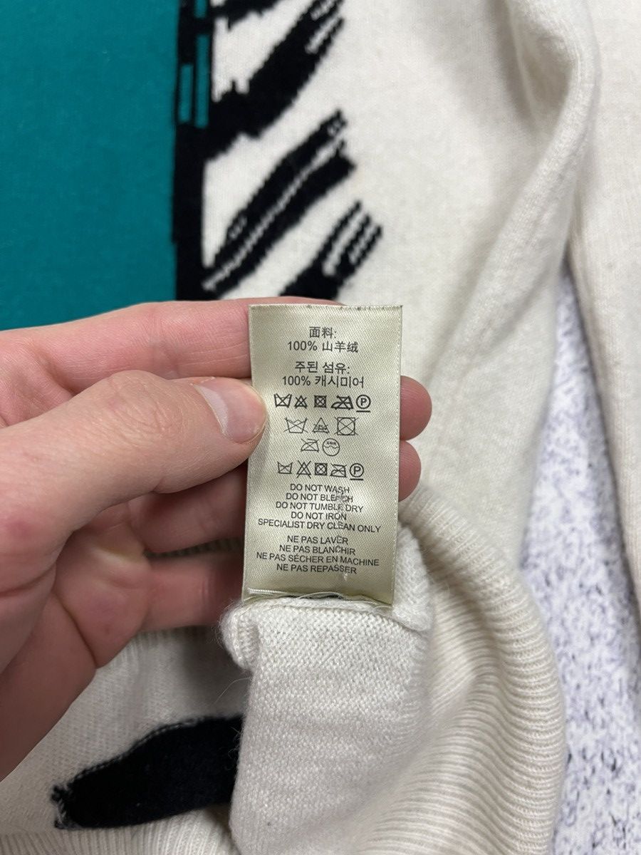 Burberry Burberry Brit Cashmere Big Logo Graphic Women's Sweater Size S / US 4 / IT 40 - 22 Thumbnail