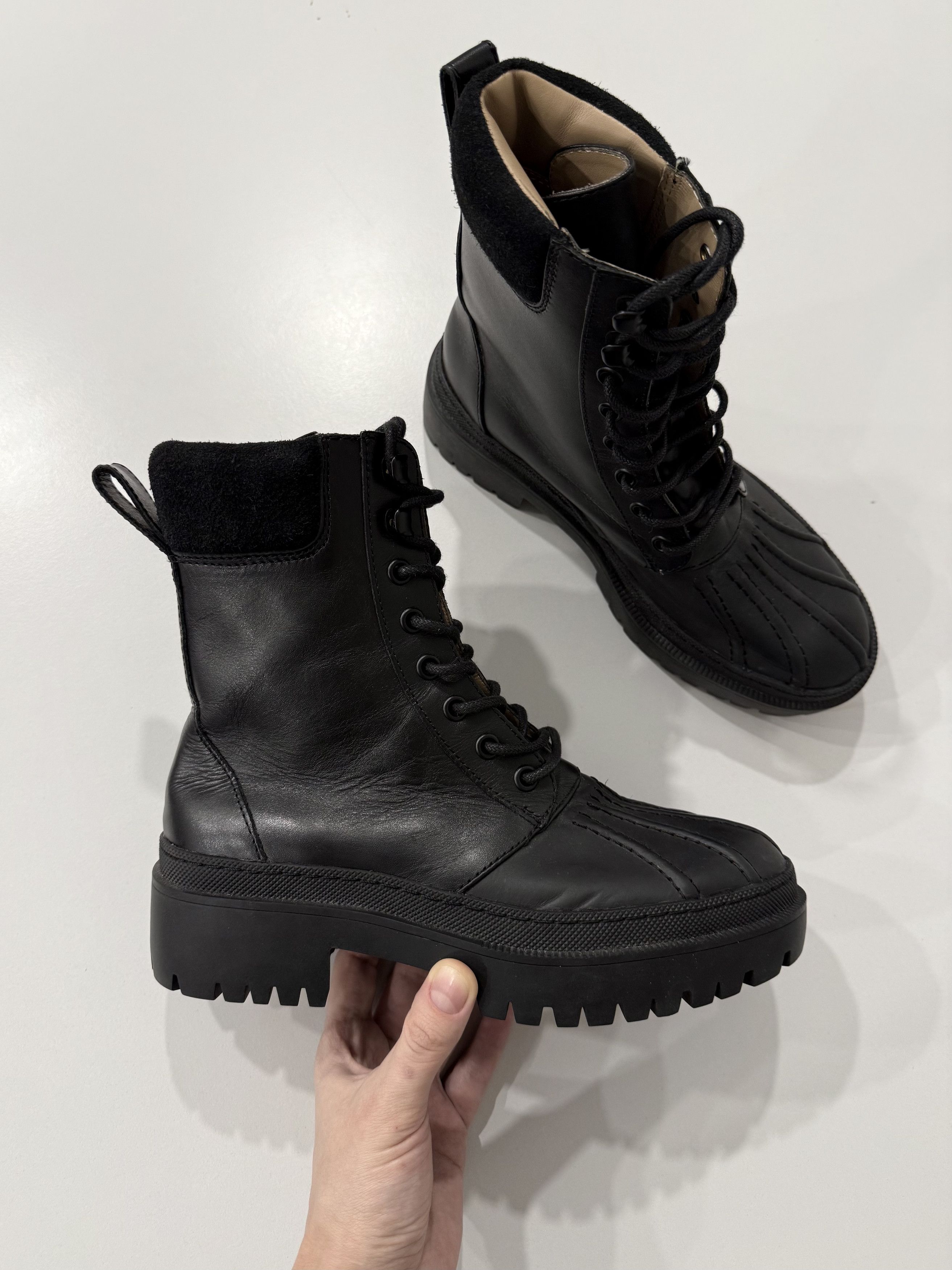 & Other Stories Women's & Other Stories CHUNKY LEATHER COMBAT BOOTS EU36 Size US 5 / IT 35 - 5 Thumbnail