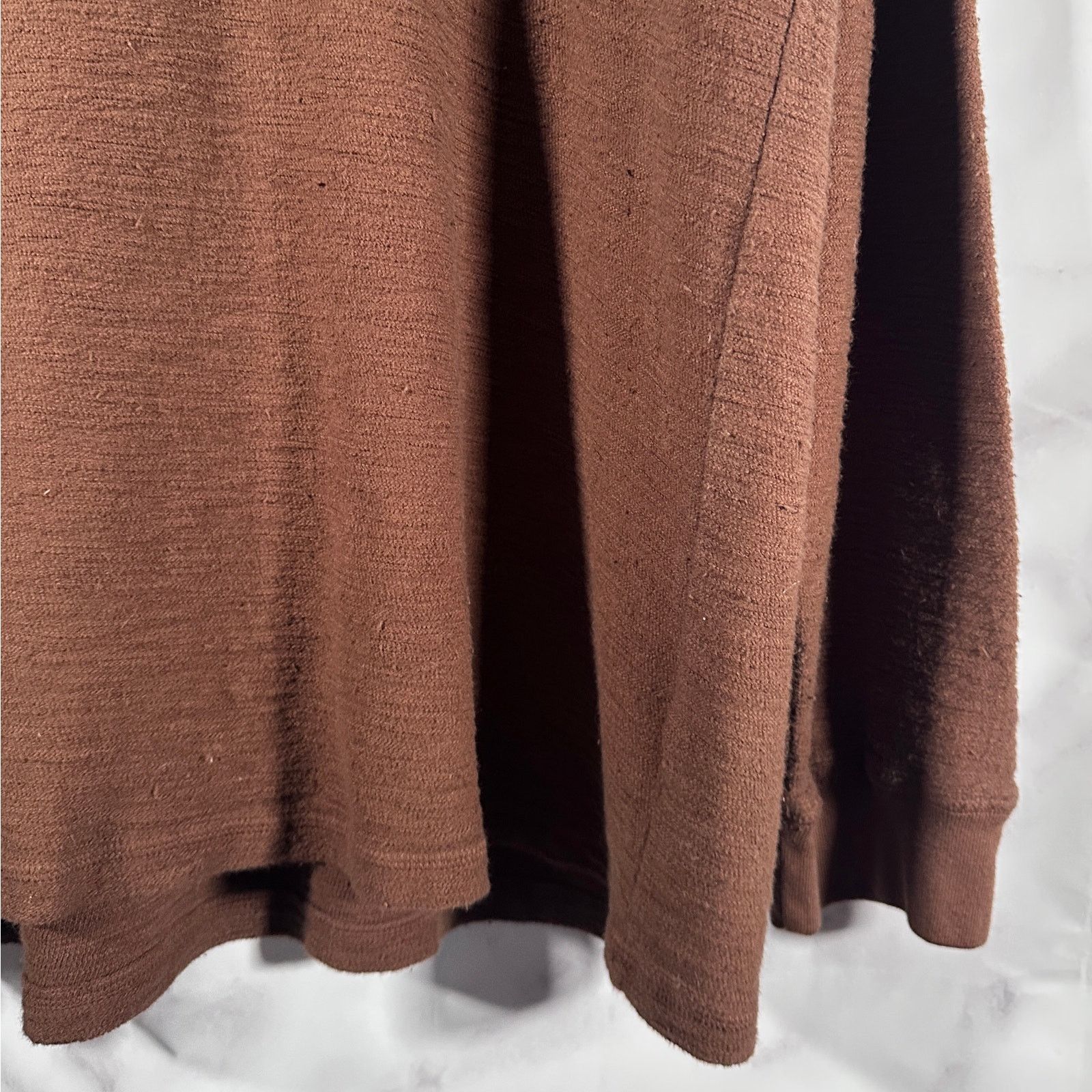 HIDDEN Hidden NY Brown Slub Henley Longsleeve Size US XL / EU 56 / 4 - 3 Thumbnail