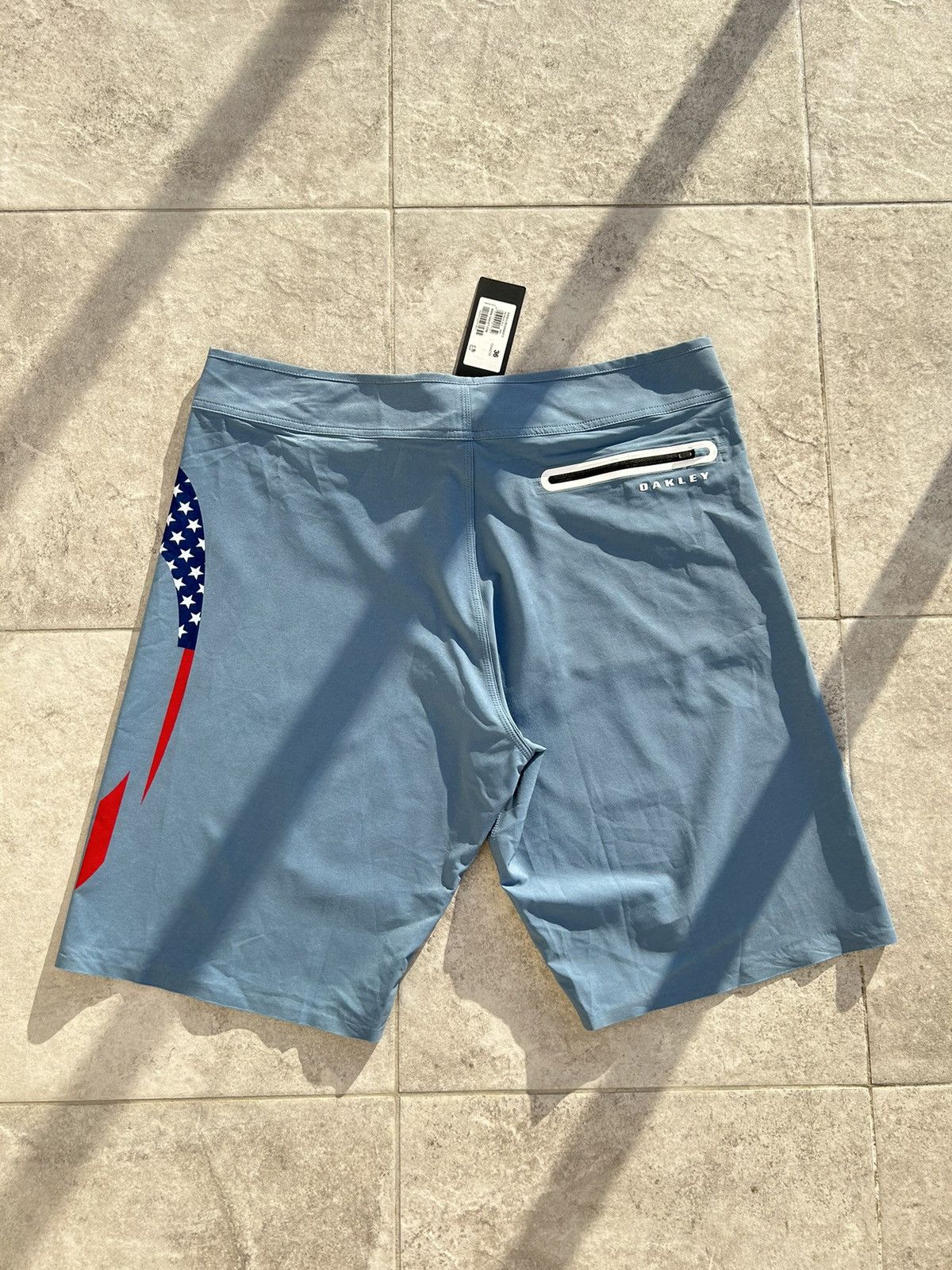 Oakley Oakley COLOR BLOCK SHADE BOARDSHORT 21 Size US 36 / EU 52 - 4 Thumbnail