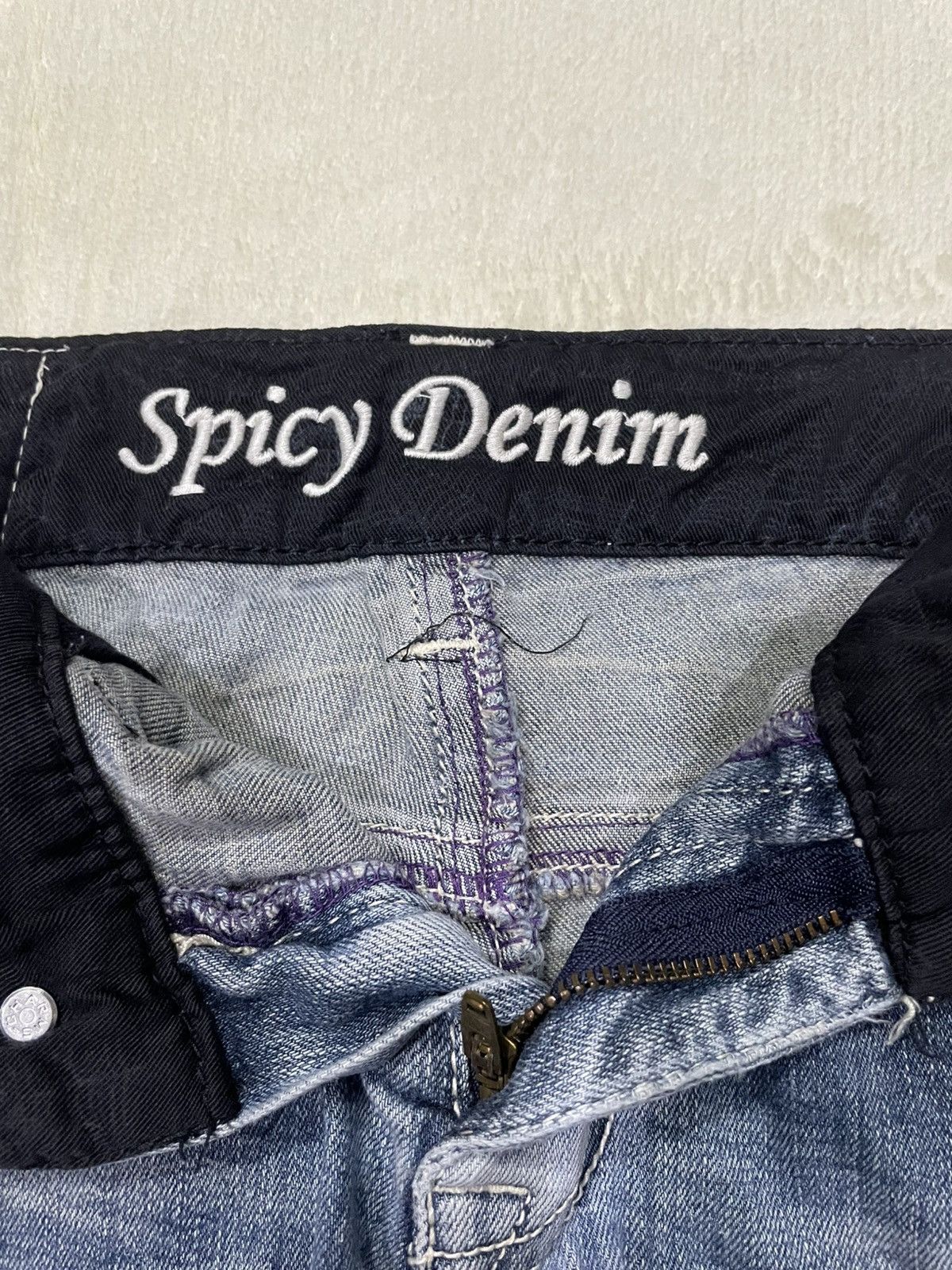 Japanese Brand Vintage Spicy Denim Skinny Faded Mudwash Denim Jeans Size US 33 - 8 Thumbnail