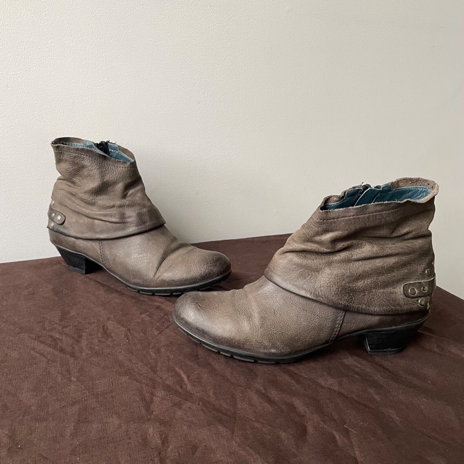 Vintage MJUS Vintage Avant Garde Leather Ankle Boots 8255AC Size US 6.5 / IT 36.5 - 1 Thumbnail