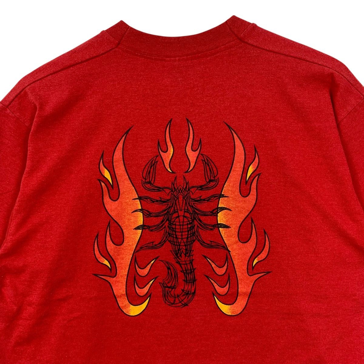 Vintage Vintage 90s TRIBAL THE SCORPION Fire Tattoo Shirt Size US L / EU 52-54 / 3 - 2 Thumbnail
