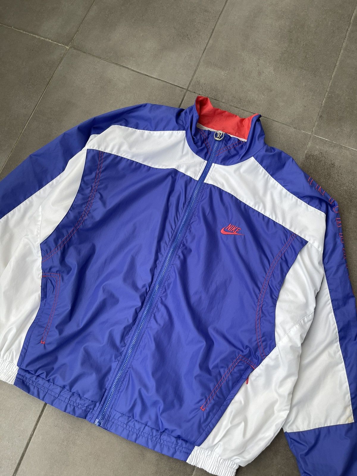 Nike 90S Nike International 3 Tone Technical Track Light Jacket Size US L / EU 52-54 / 3 - 10 Thumbnail