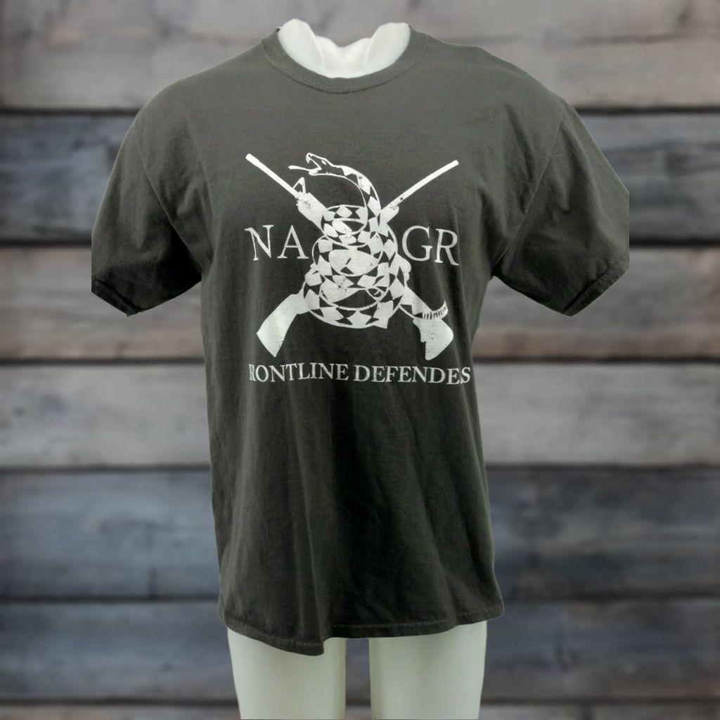 Gildan NRA Don't Tread On Me 2nd Amendment Gun Rights Patriotic T Shirt Gray Large Mens Gildan Short Sleeve Crew Neck Cotton Blend Graphic Tee Vintage: No Size US L / EU 52-54 / 3 - 1 Thumbnail