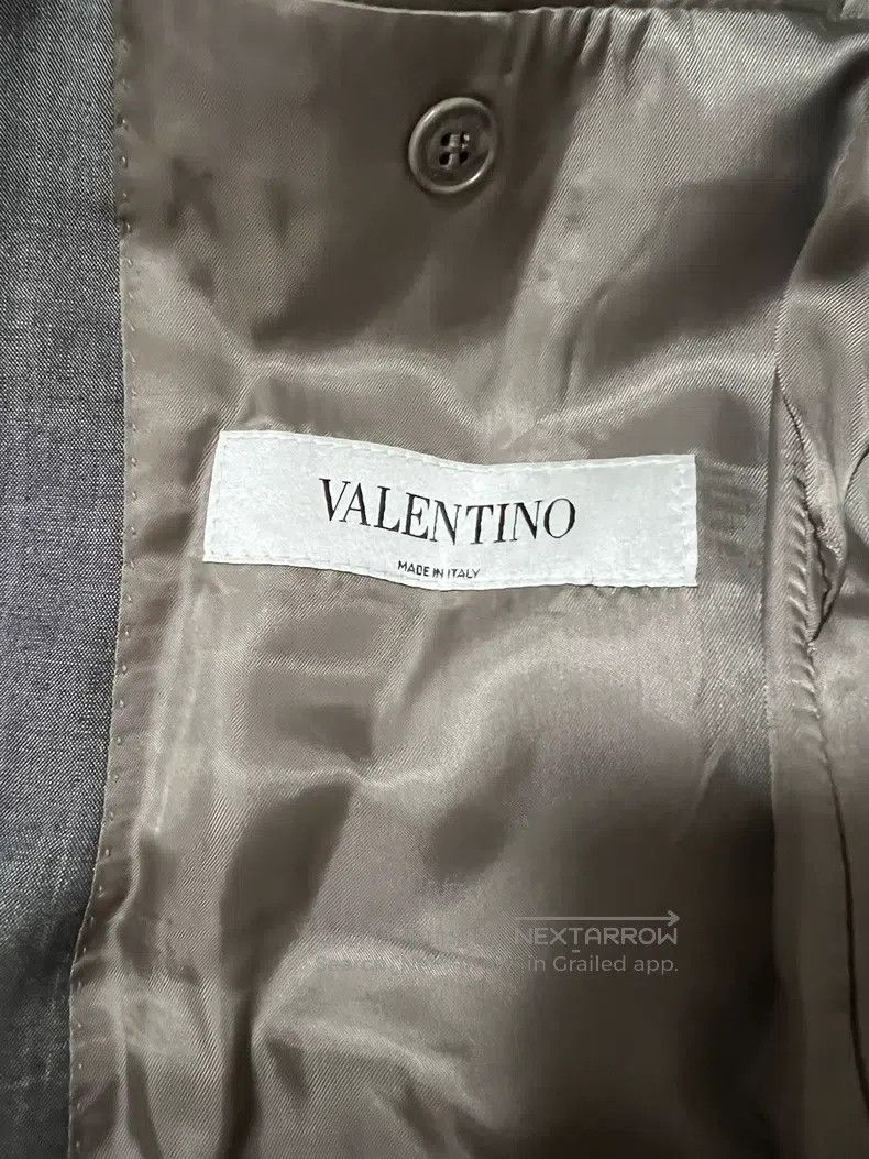 Valentino Valentino The main line is gray and west Size 48S - 6 Thumbnail