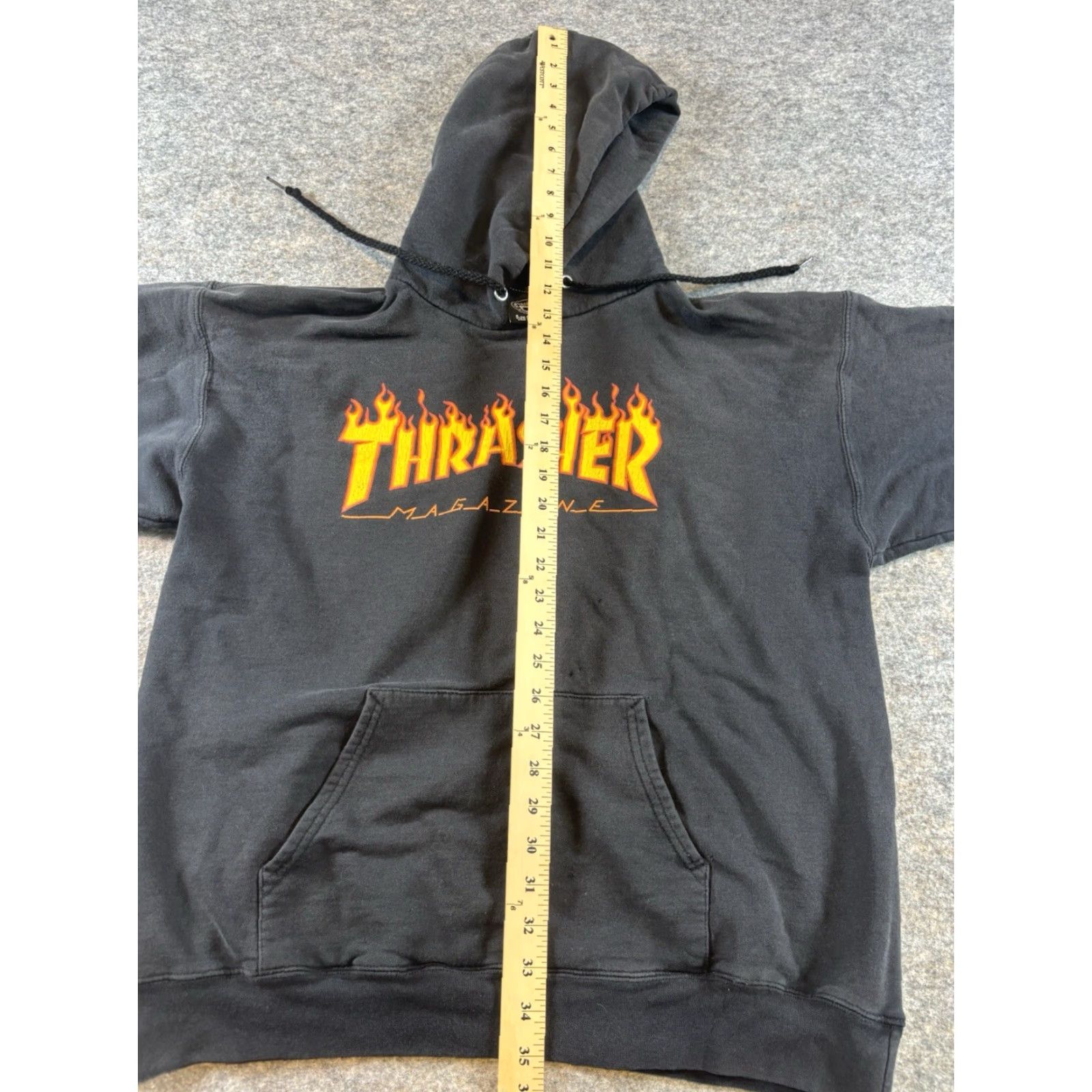 Thrasher VINTAGE Thrasher Hoodies Shirt Men Medium Black Thrasher Distressed Flame Graphic Print 90s Grunge Skating Pullover Hoodie Mens Size US M / EU 48-50 / 2 - 3 Thumbnail
