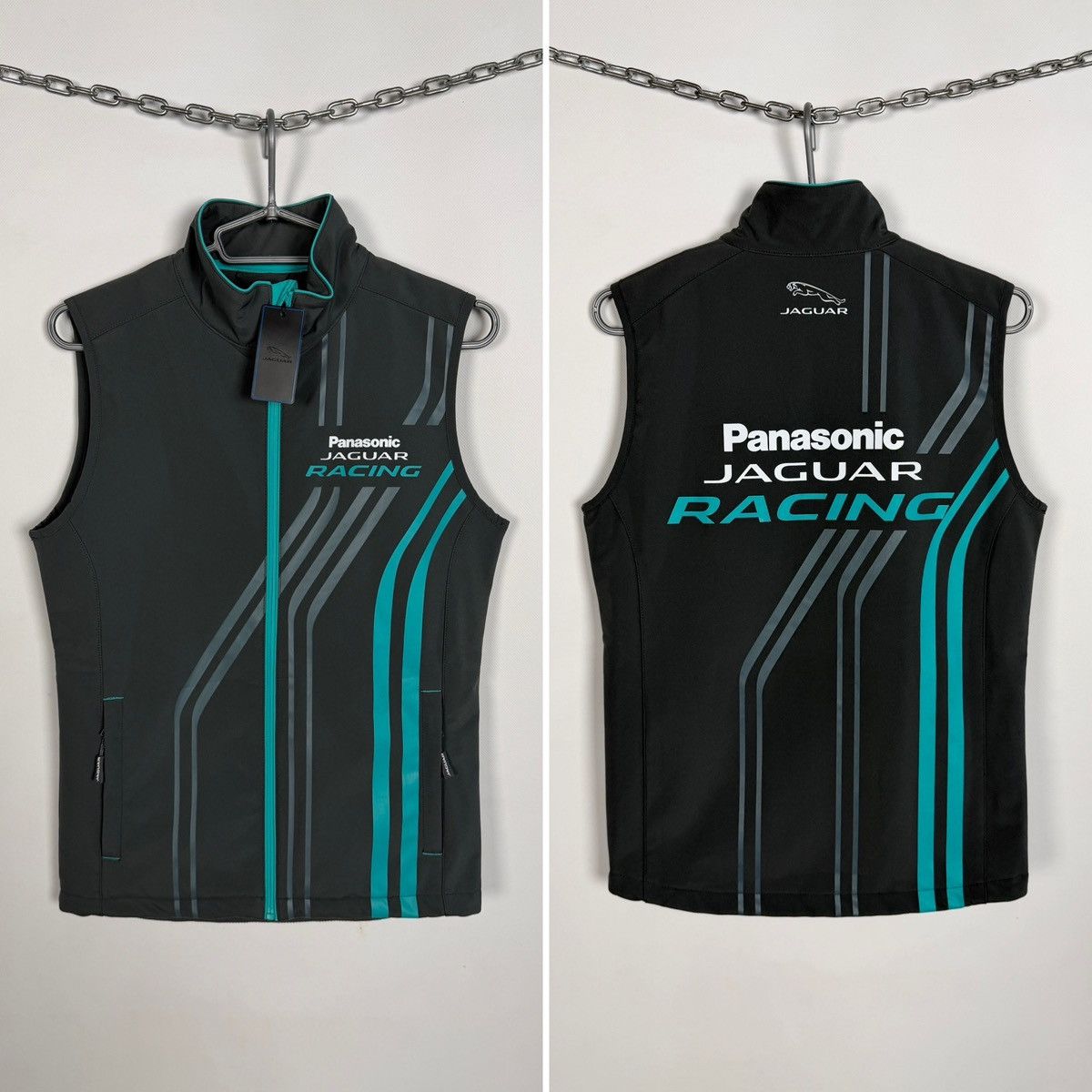 Formula 1 Panasonic Jaguar Racing Vest Big Logo Formula E Size 10 Size M / US 6-8 / IT 42-44 - 1 Thumbnail