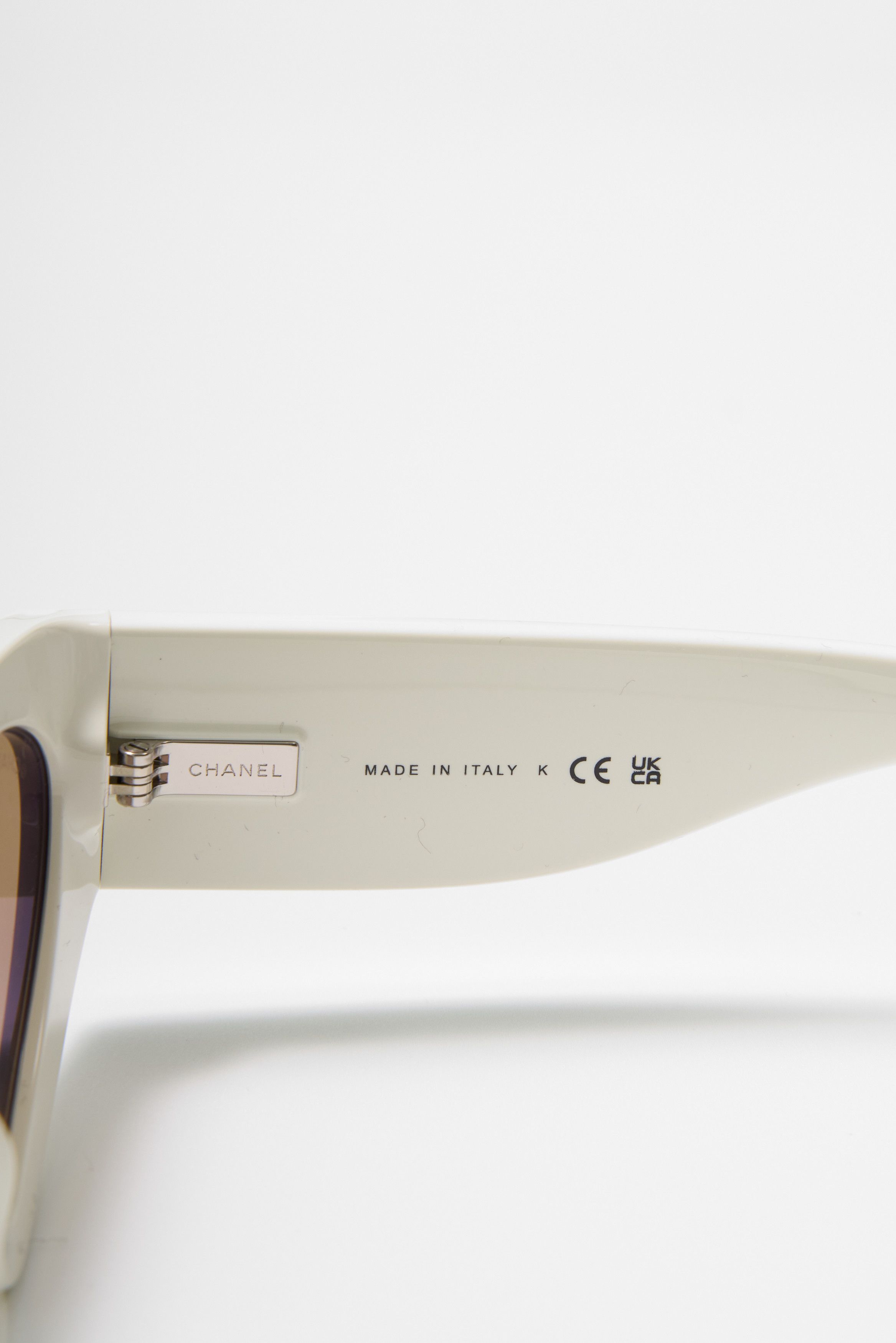 Chanel Chanel Cat Eye Sunglasses CH6056 Size ONE SIZE - 4 Thumbnail