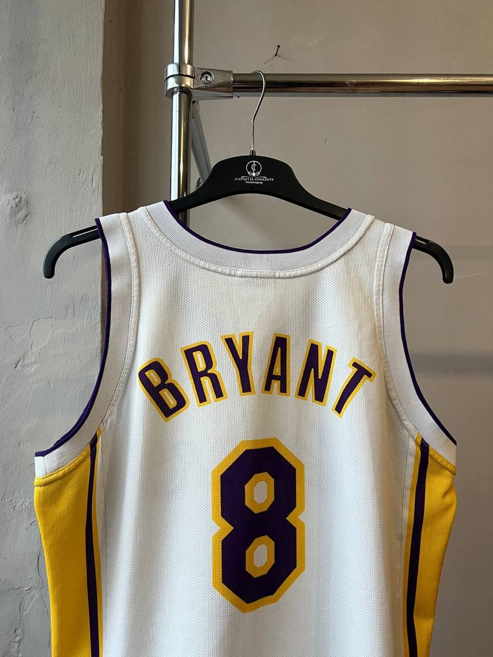 NBA VINTAGE LOS ANGELES LAKERS #8 BRYANT BASKETBALL JERSEY SZ L Size US L / EU 52-54 / 3 - 15 Thumbnail