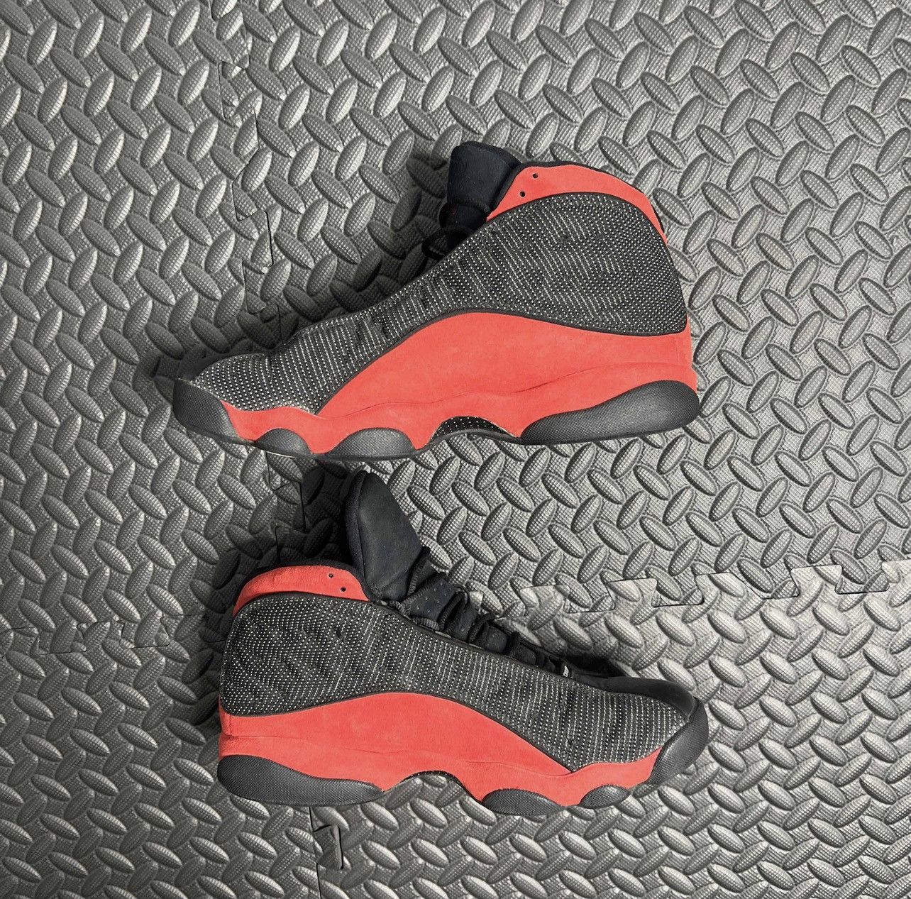 Jordan Brand Air Jordan 13 Retro 'Bred' 2017 Size US 10.5 / EU 43-44 - 2 Thumbnail