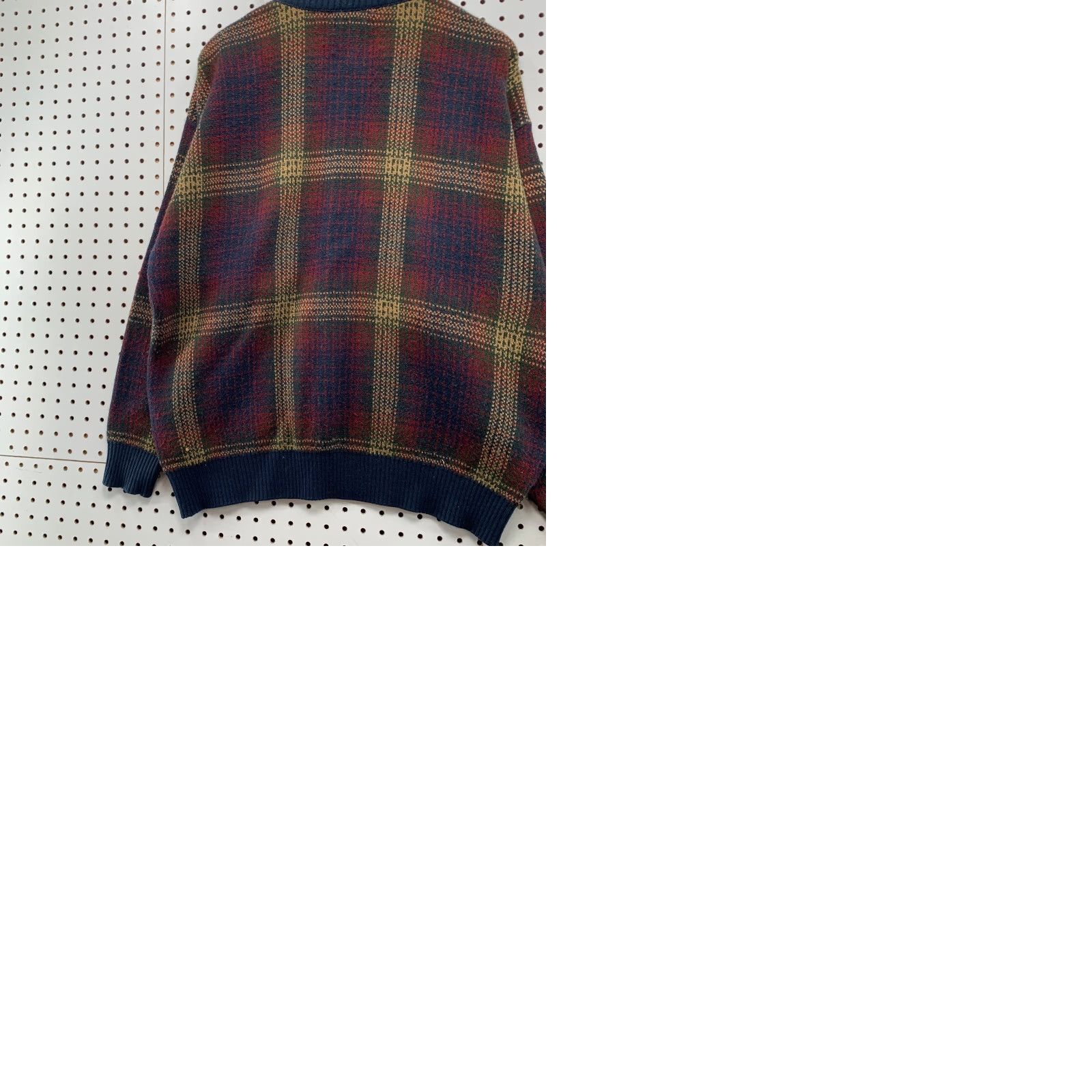 Van Heusen VINTAGE Van Heusen Sweater Mens Large Blue Red Plaid Grandpa Dad Retro Acrylic Size US L / EU 52-54 / 3 - 9 Thumbnail