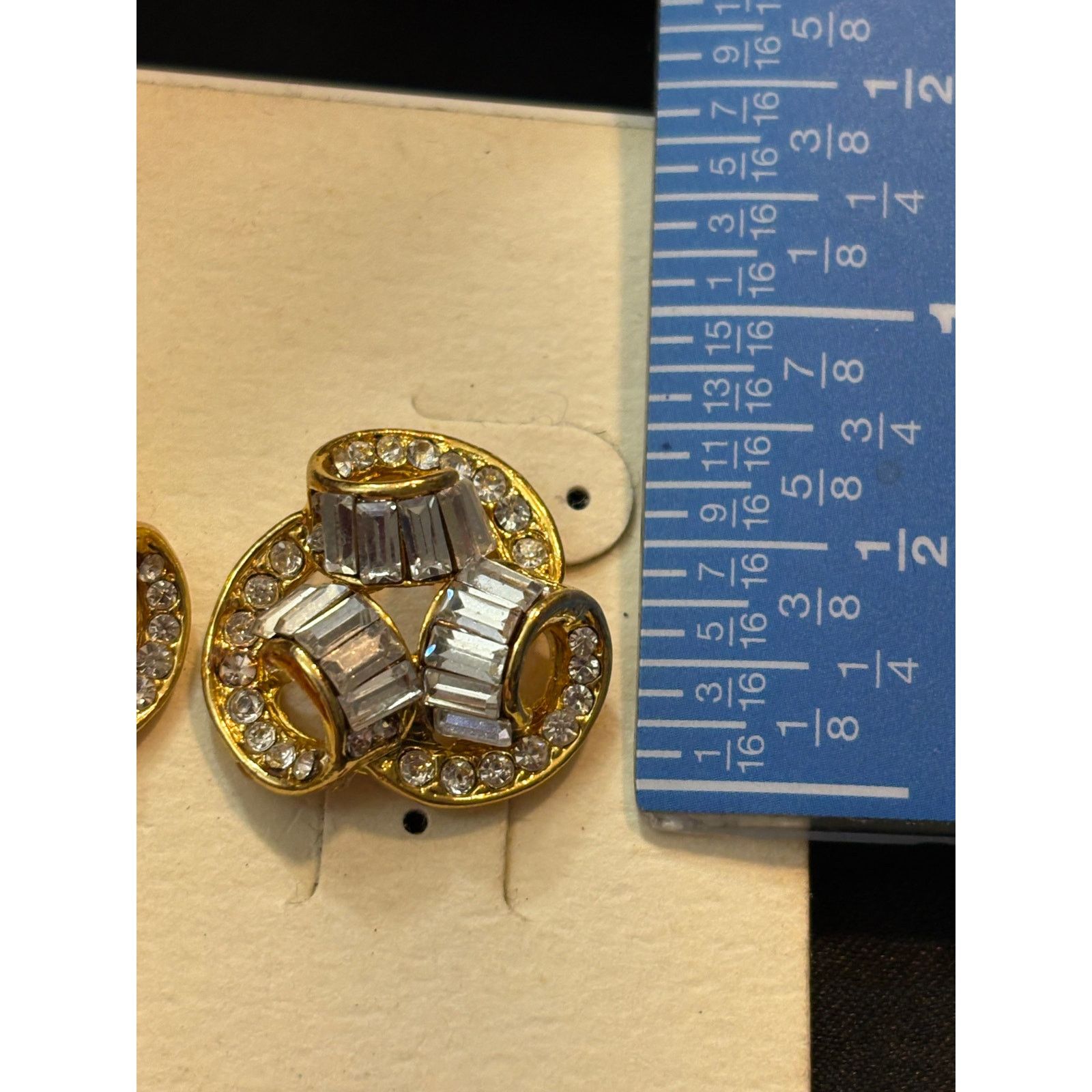Other Vintage Dusey Rhinestone Earrings Gold Tone 16 g Size ONE SIZE - 4 Thumbnail