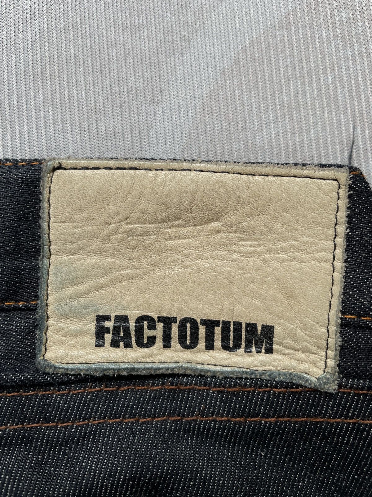 FACTOTUM × Japanese Brand Factotum Slim Fit Stretch Jeans (P77) Size 30" / US 8 / IT 44 - 12 Thumbnail