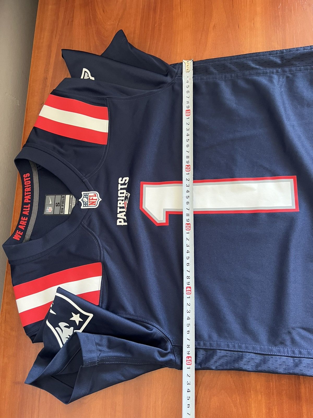 NFL 2021 NFL USA New England Patriots #1 Newton Football shirt Size US S / EU 44-46 / 1 - 15 Thumbnail