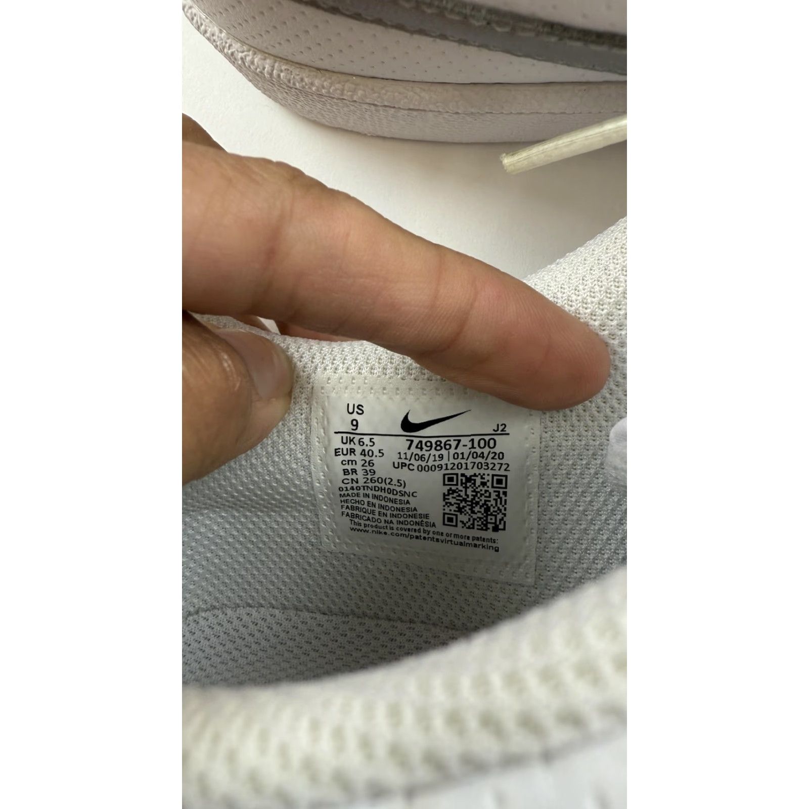Nike Nike Court Royale Shoes Womens Size 9 Classic Low Top 749867-100 Sneaker Size M / US 6-8 / IT 42-44 - 2 Thumbnail