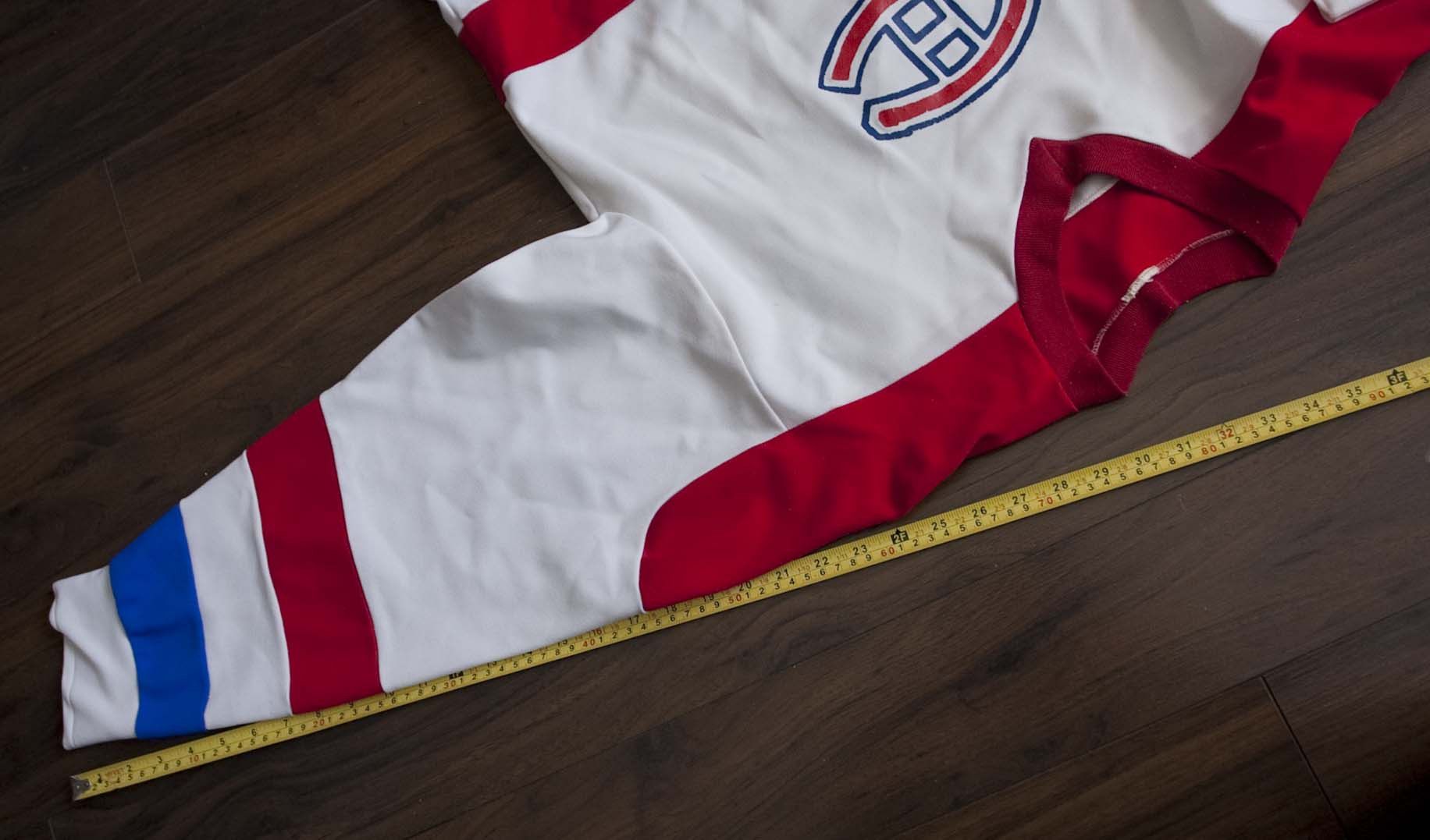 NHL Montreal Canadiens Hockey Jersey Size S/M Vintage Size US S / EU 44-46 / 1 - 6 Thumbnail