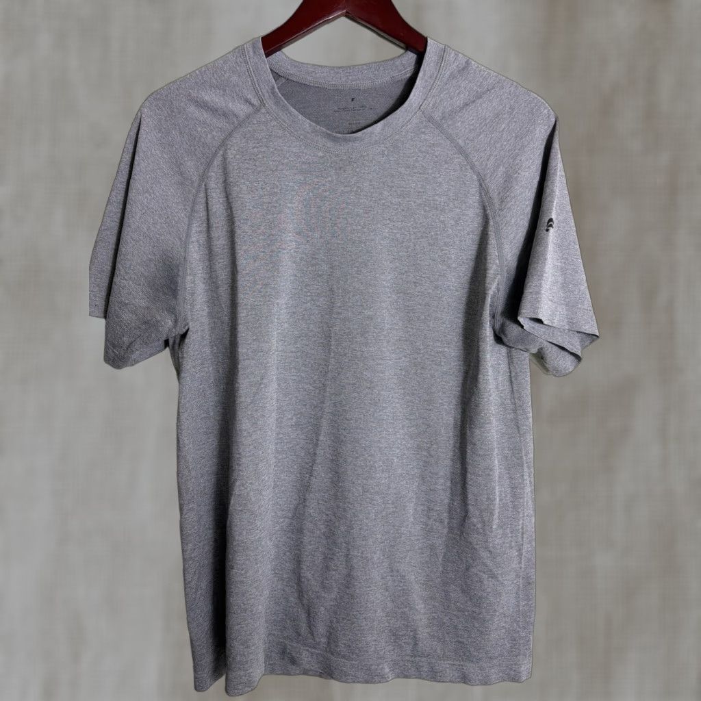 Fabletics Fabletics Shirt Mens M Gray Short Sleeve Activewear Pullover Crew Neck Lightweight Solid Gym Running Cross Training Size US M / EU 48-50 / 2 - 1 Thumbnail