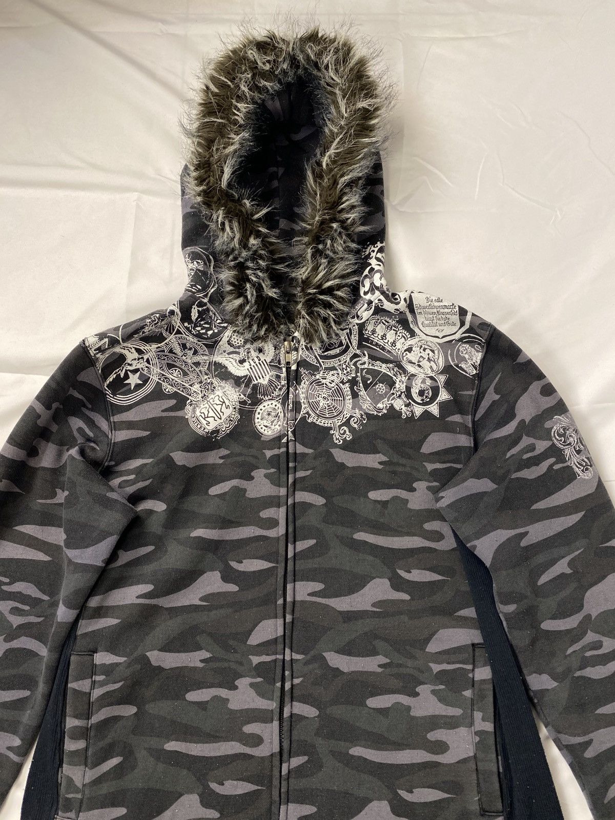 If Six Was Nine Rare 🔥 Splendid Satisfaction Camo Zip Fur Hoodie Punk Style Size US L / EU 52-54 / 3 - 6 Thumbnail